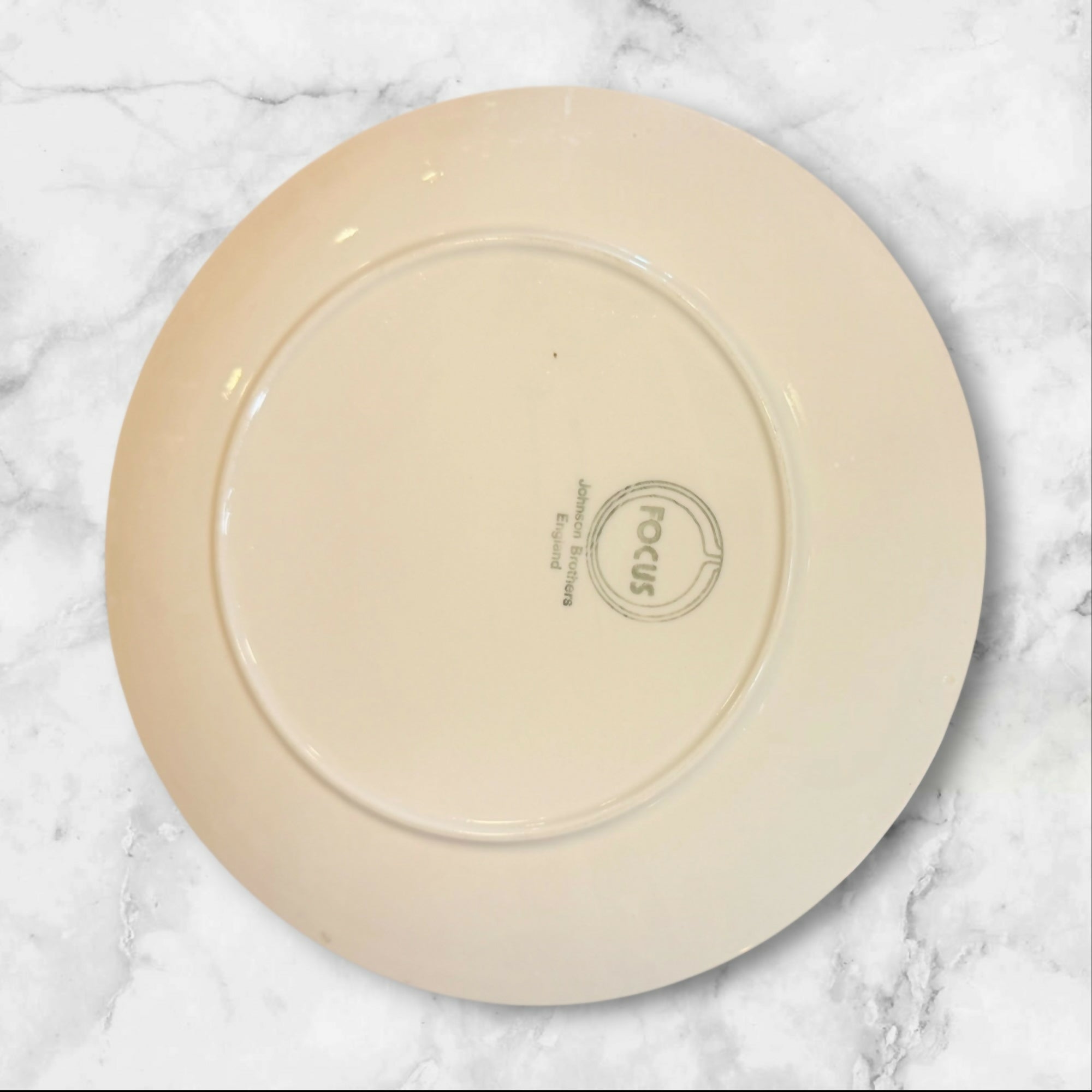 Johnson Brothers Focus White Dinner Plates | Set of 6 | Great Condition
