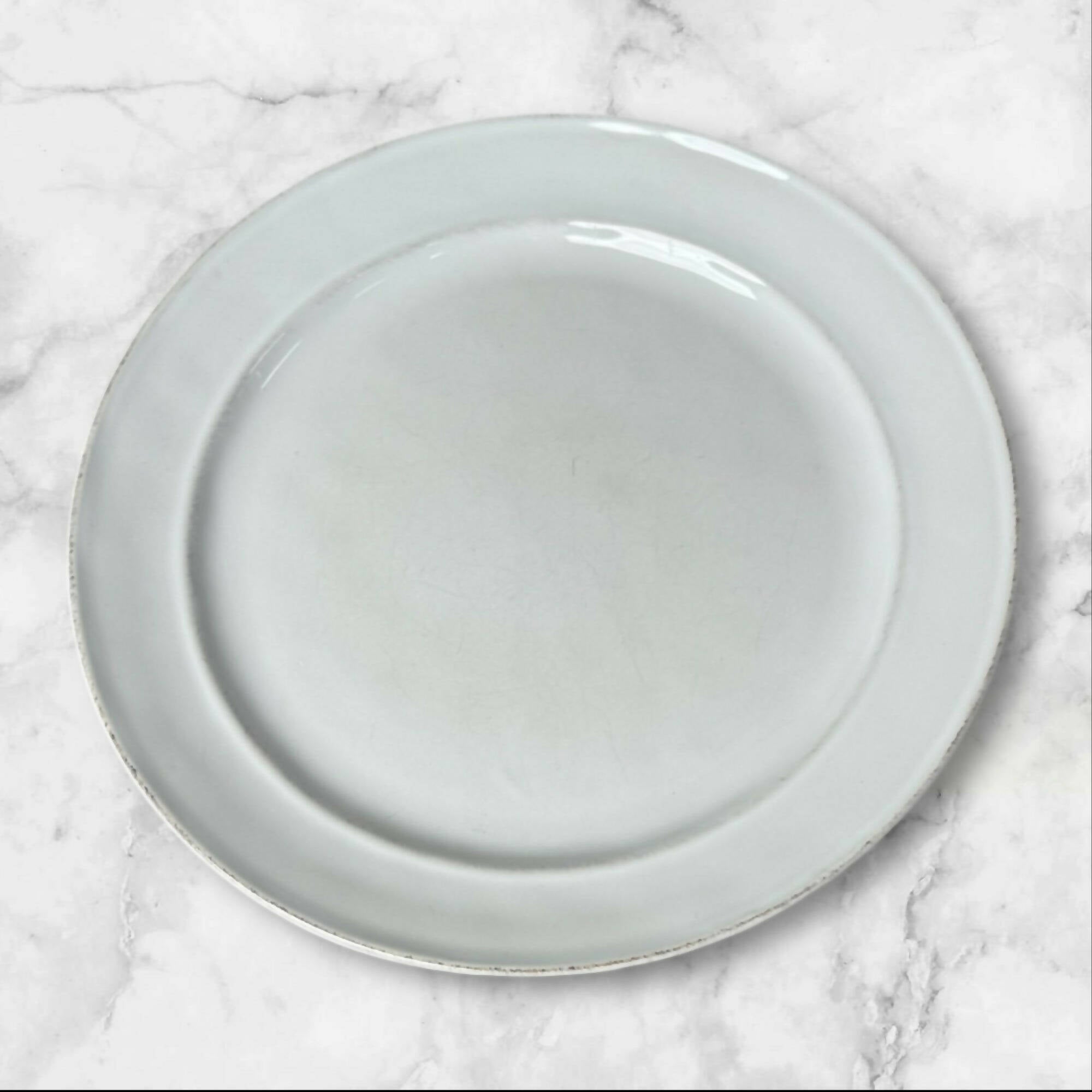 Pottery Barn Cambria Stone White Dinner Plates | Set of 7 | Great Condition