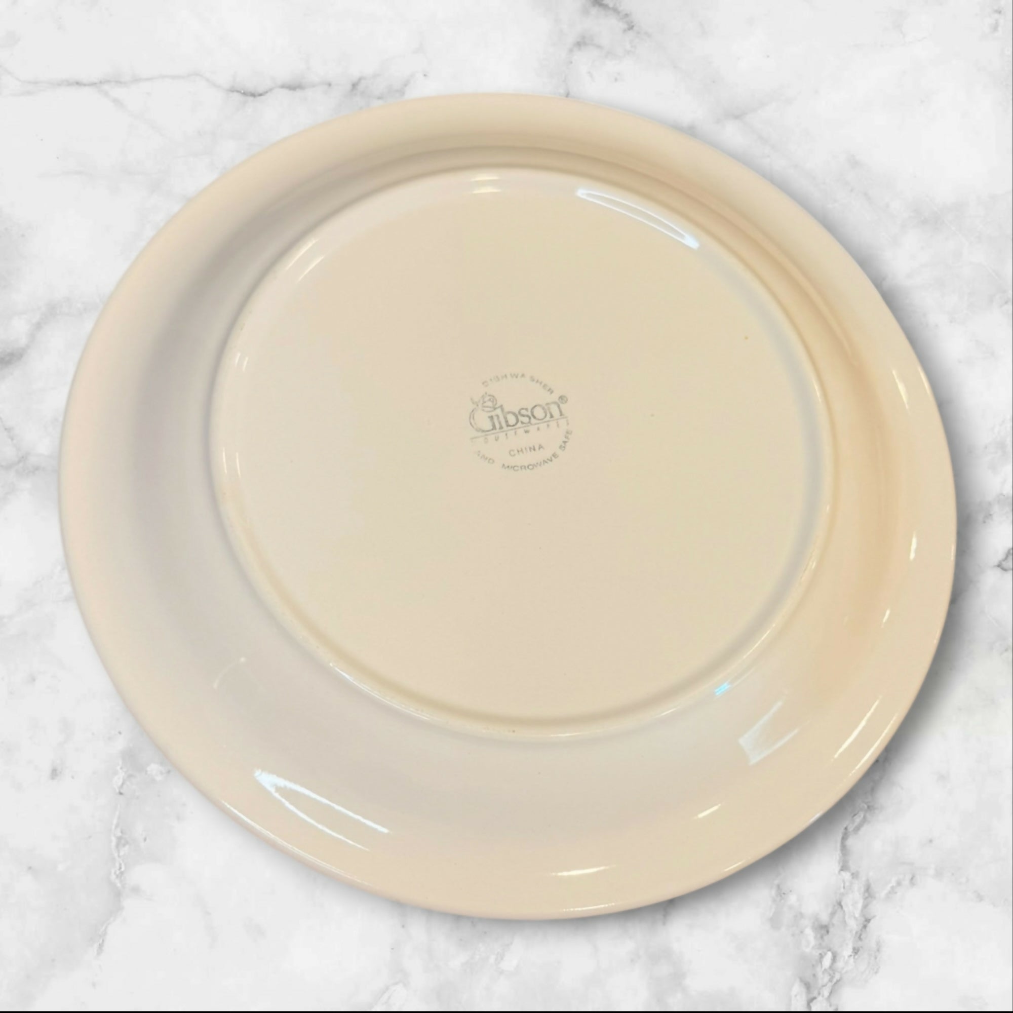 Gibson Designs Sunshine Dinner Plates Set of 4 | Great Condition
