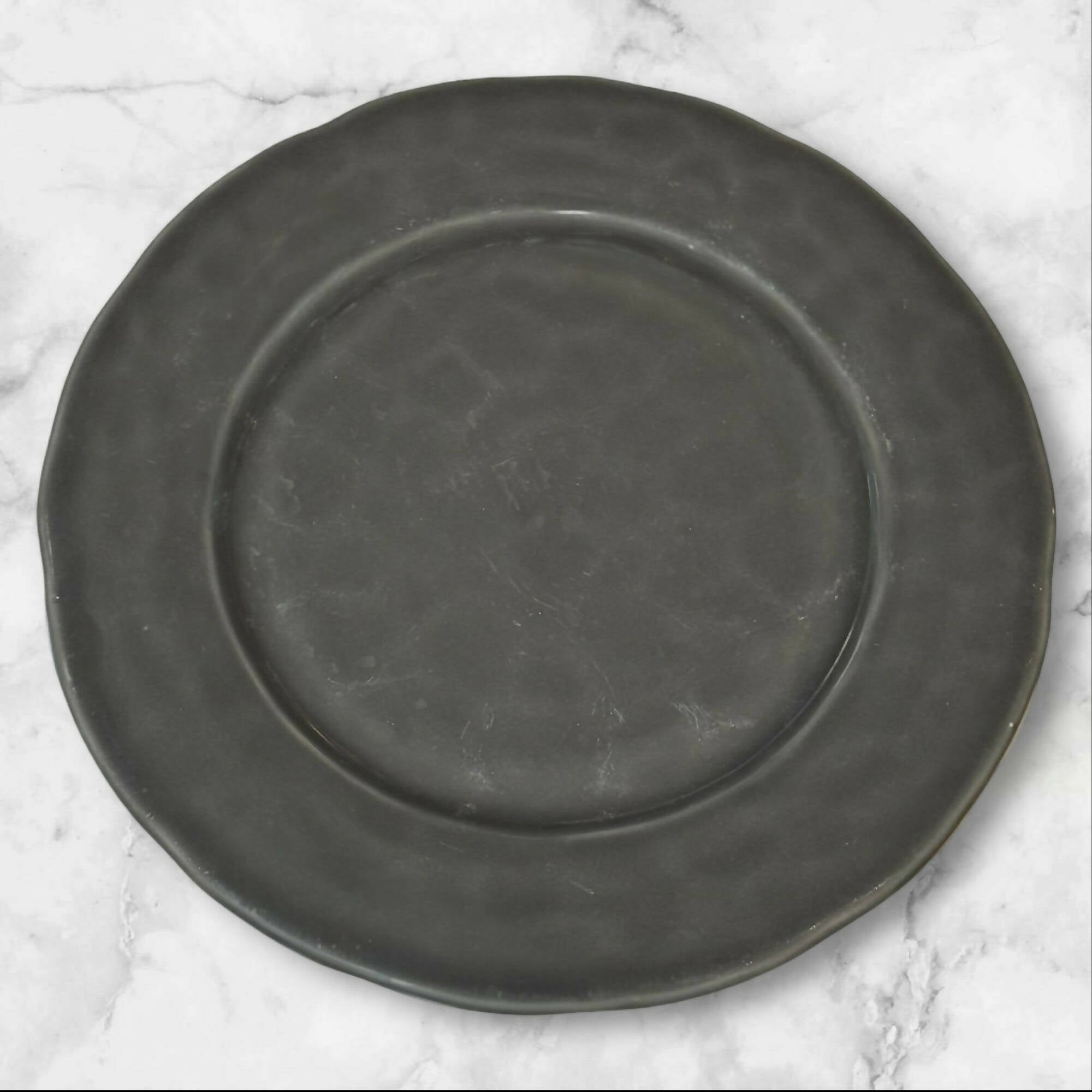 Crate & Barrel Hayes Gray Dinner Plates Stoneware | Set of 4 | Great Condition