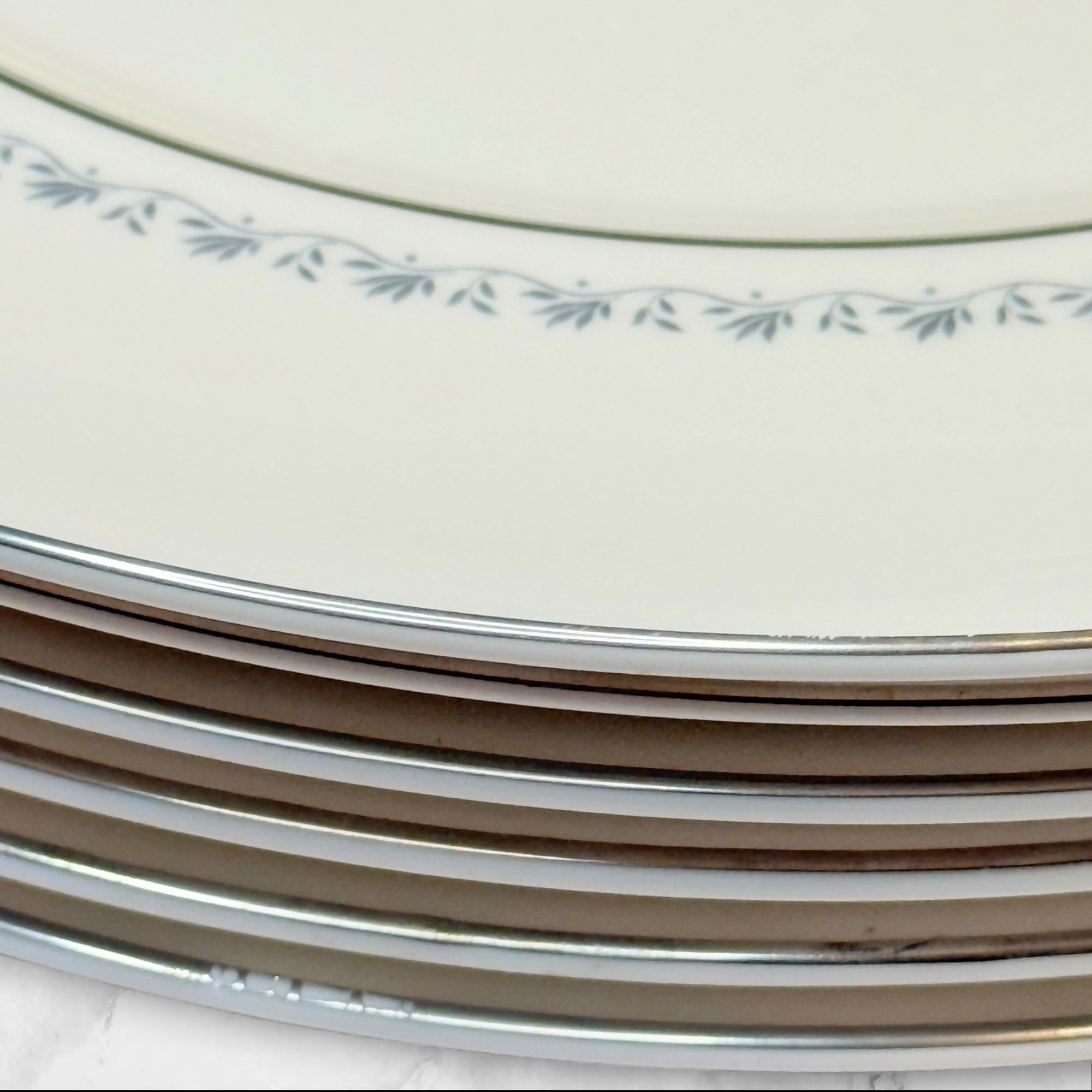 Royal Doulton Tiara Dinner Plates Set of 6 | Excellent Condition