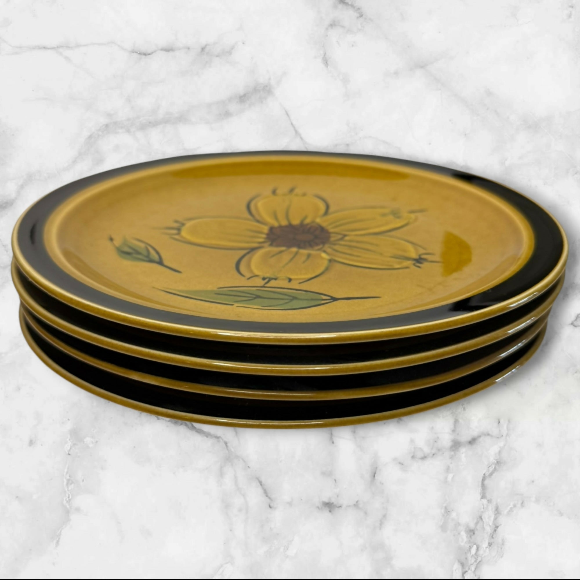 Designer’s Collection Honey Flower Salad Plates | Set of 4 | Great Condition