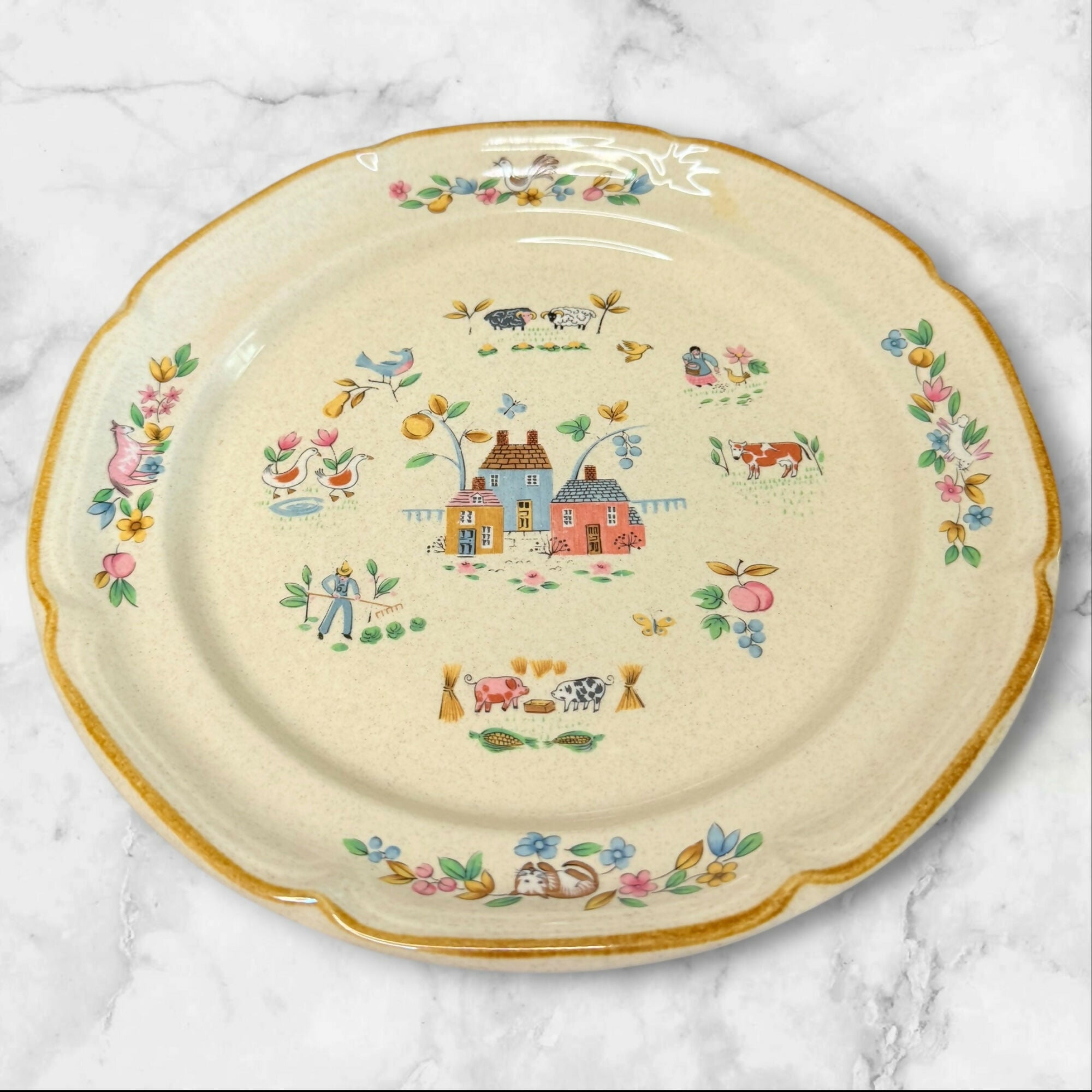 International Heartland Dinner Plates | Set of 4 | Farmhouse Stoneware | Excellent Condition