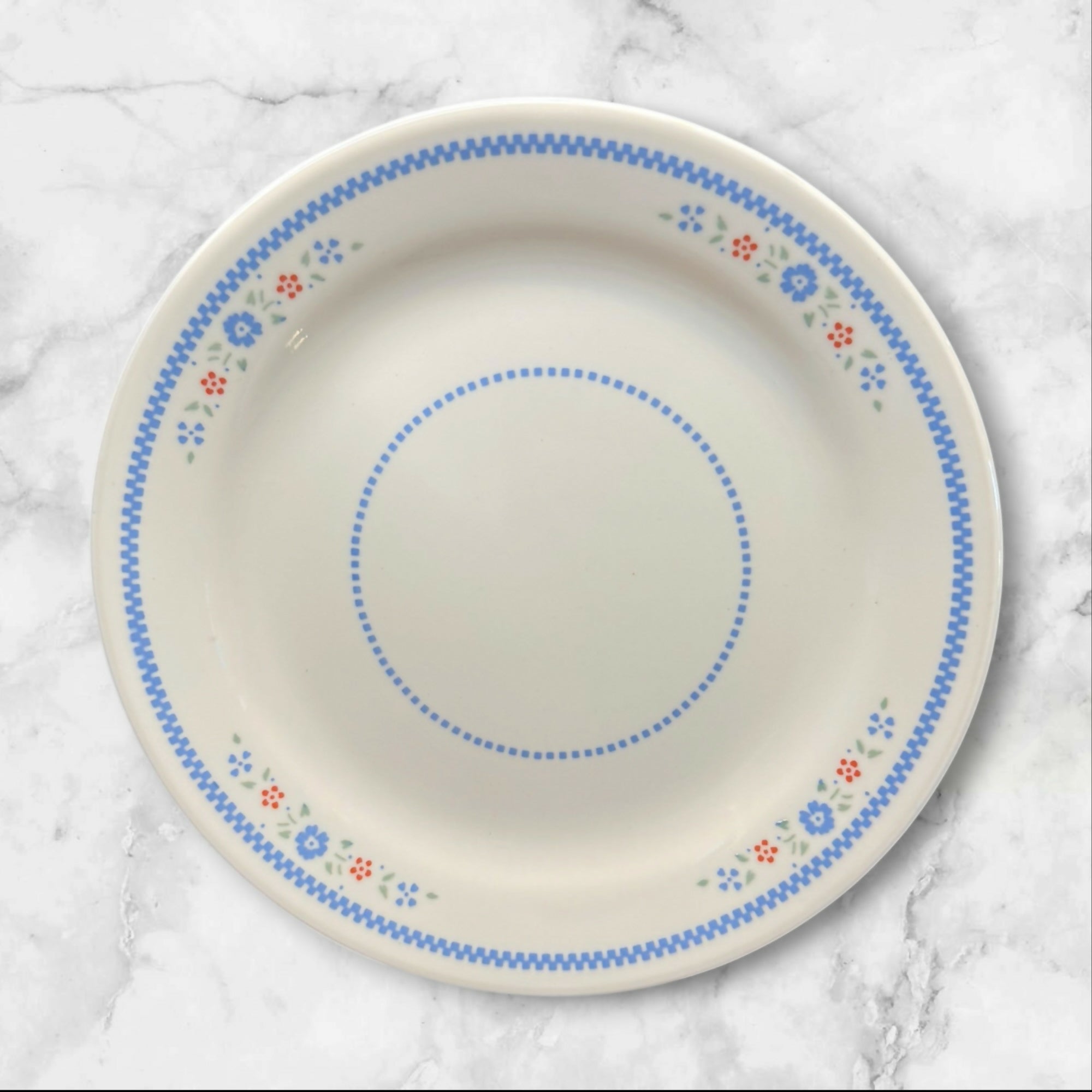 Corning Corelle Needlepoint Bread & Butter Plates Set of 4 | Excellent Condition