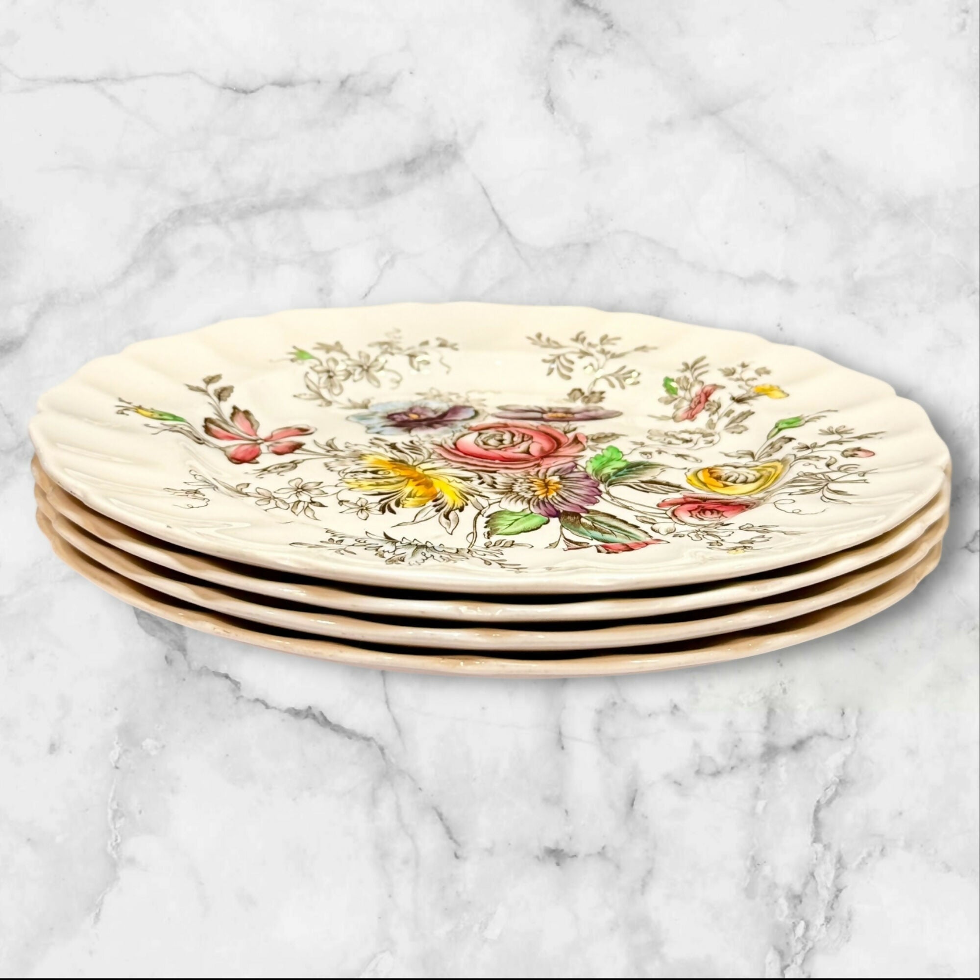 Johnson Brothers Sheraton Floral Center Dinner Plates | Set of 4 | Excellent