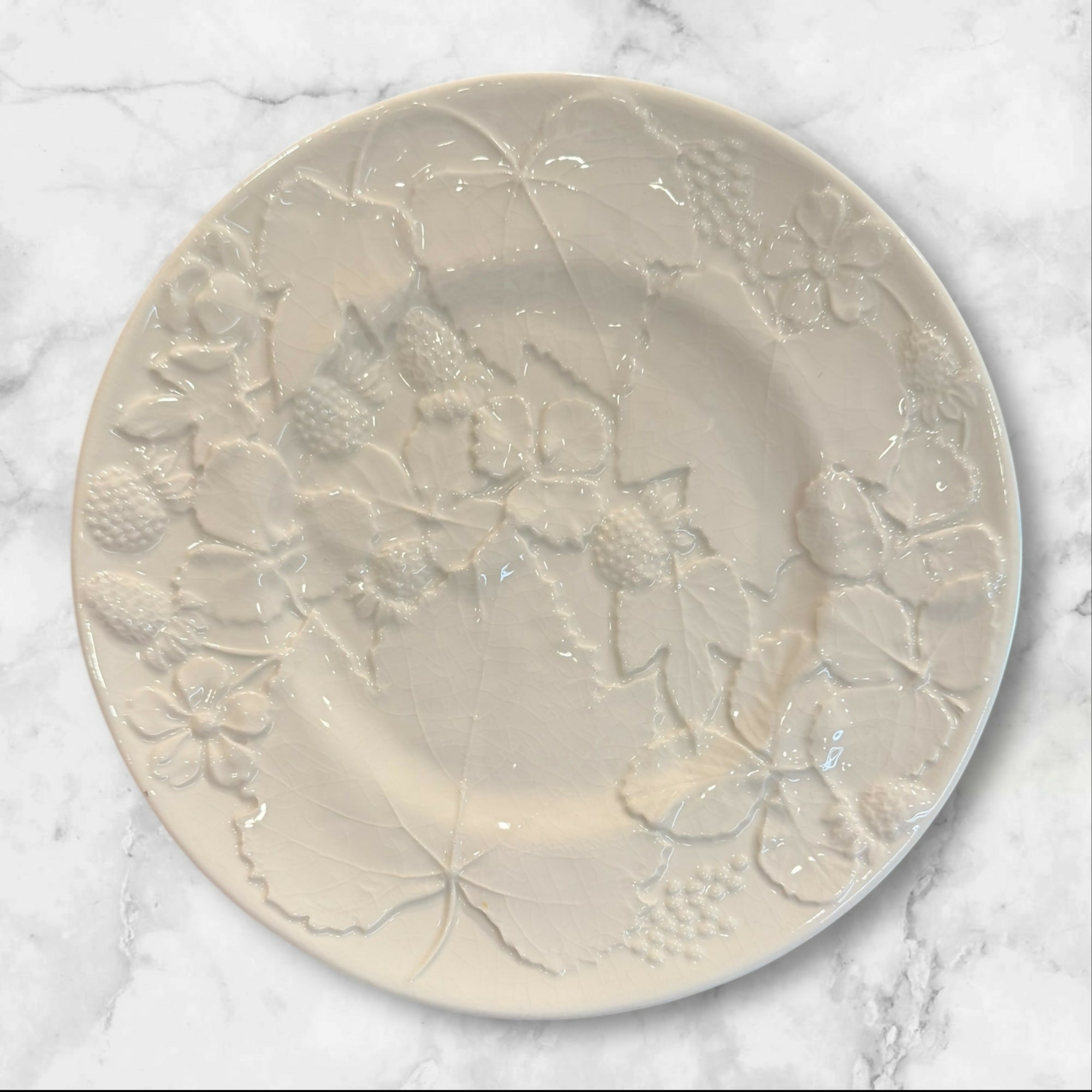 Burgess & Leigh Strawberry Grape White Dinner Plates | Set of 3 | Good