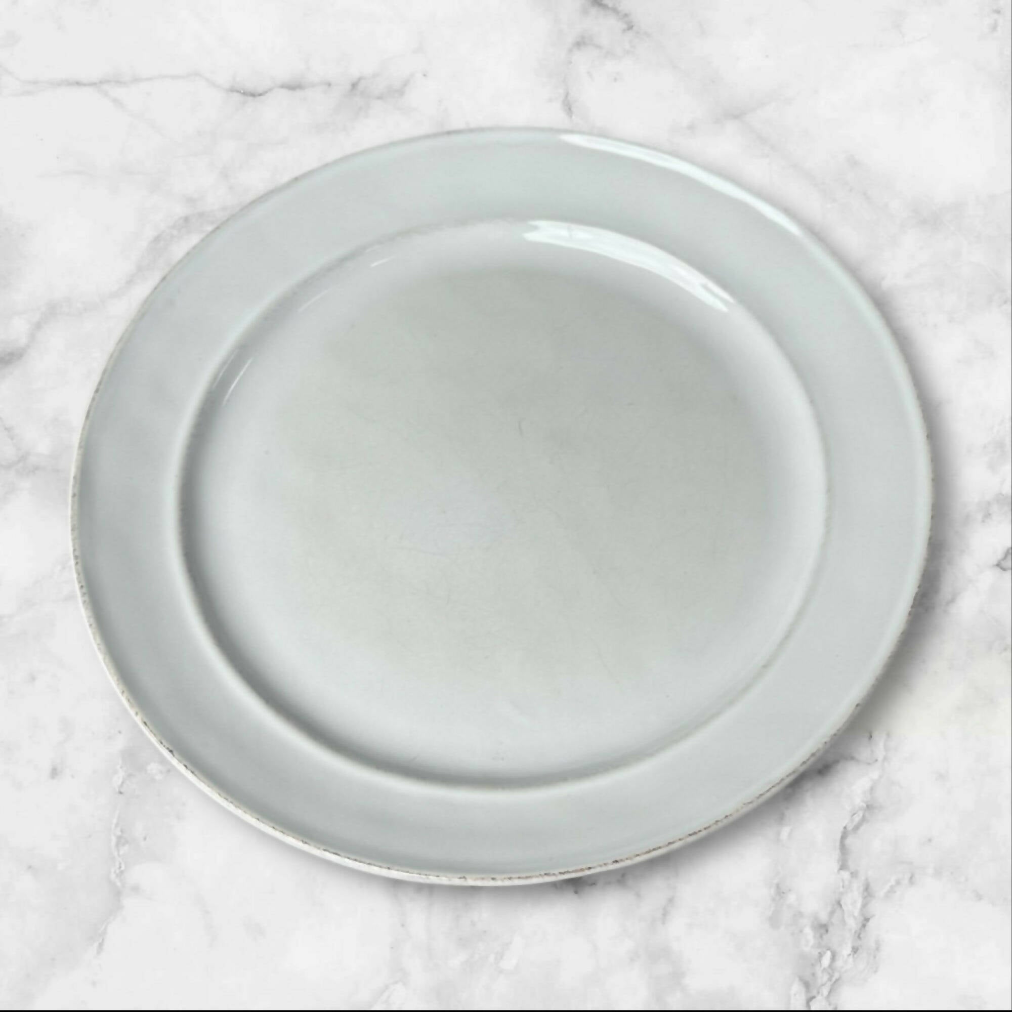Pottery Barn Cambria Stone White Dinner Plates | Set of 7 | Great Condition
