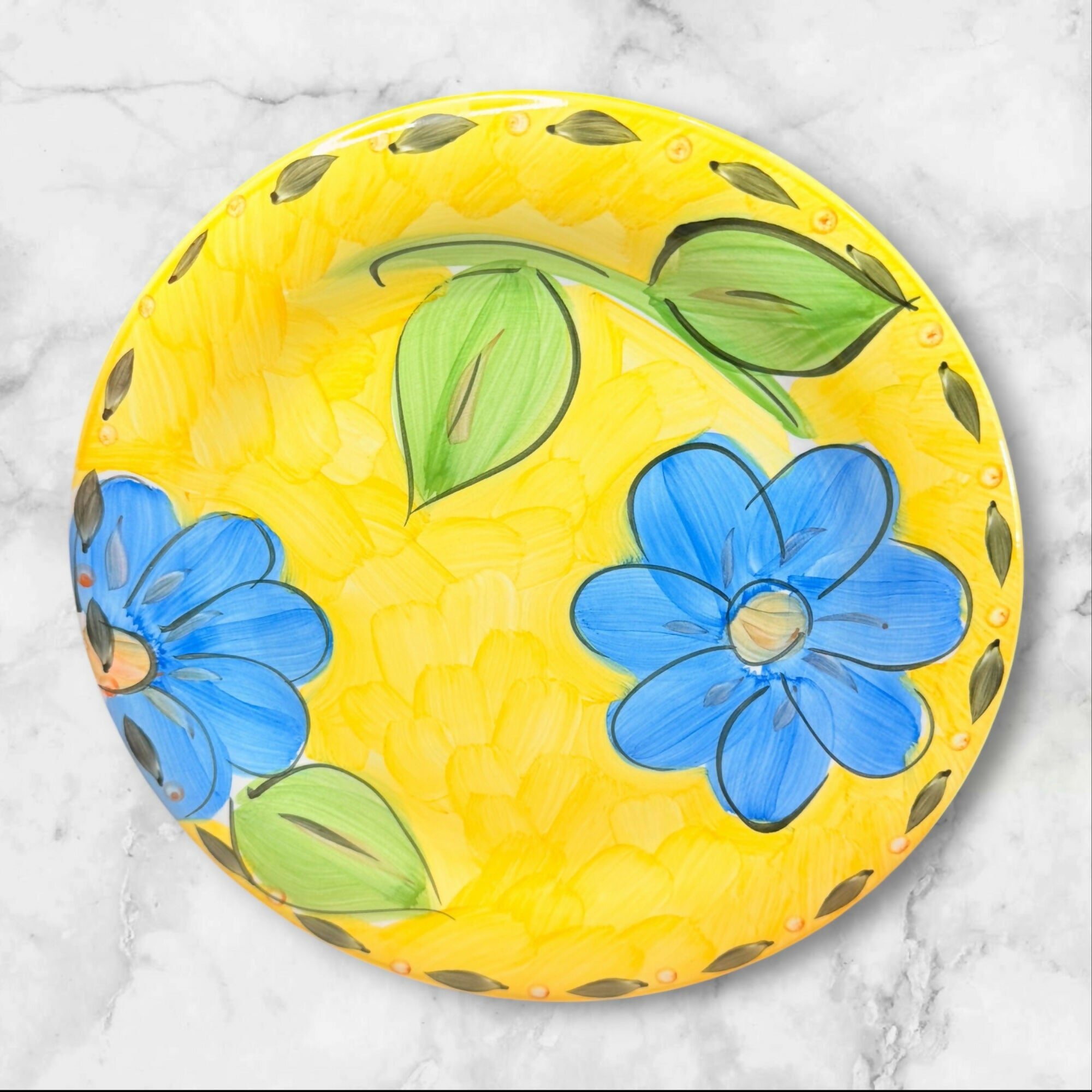 Gibson Designs Sunshine Dinner Plates Set of 4 | Great Condition