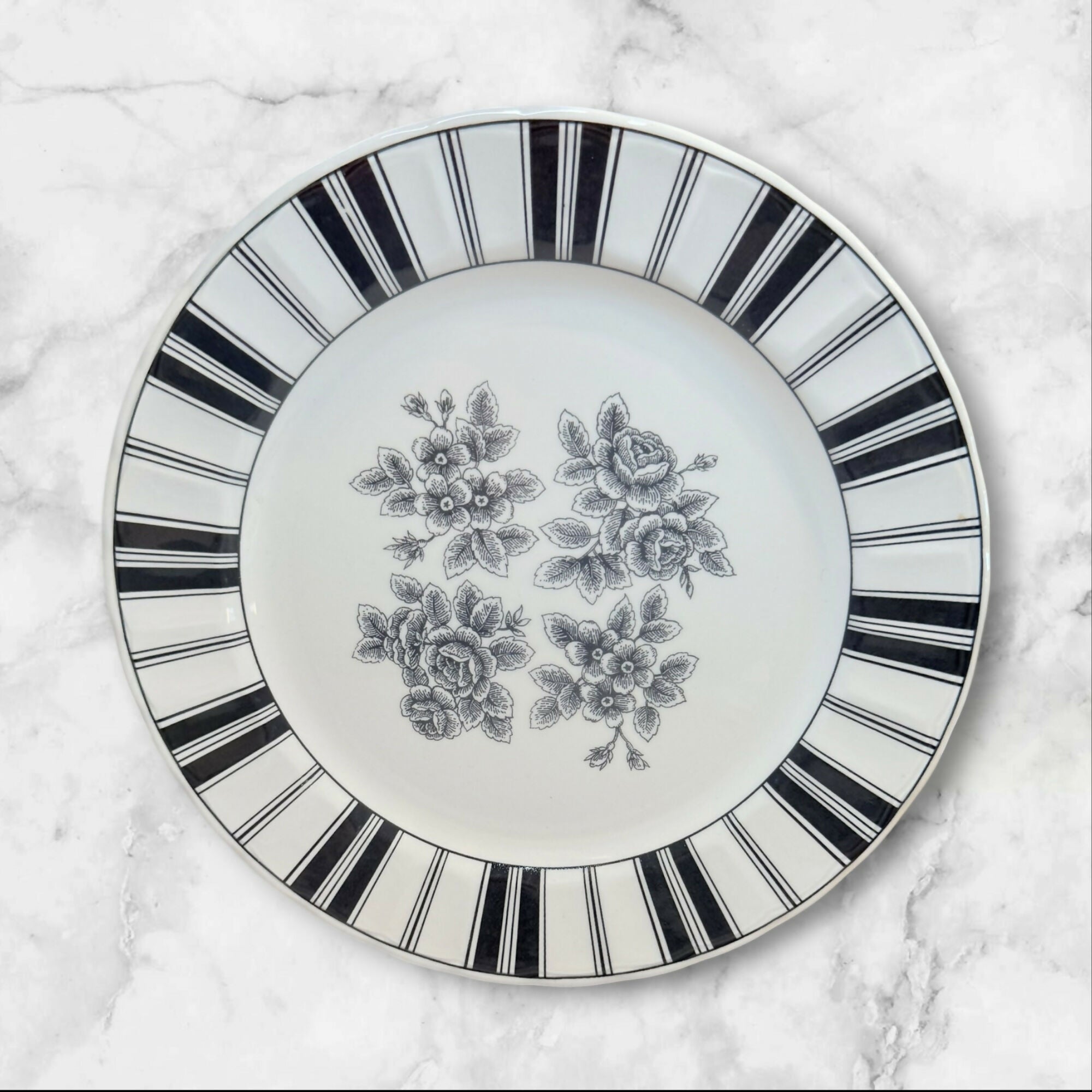 Waverly Garden Room Columbia Dinner Plates | Set of 4 | Great Condition