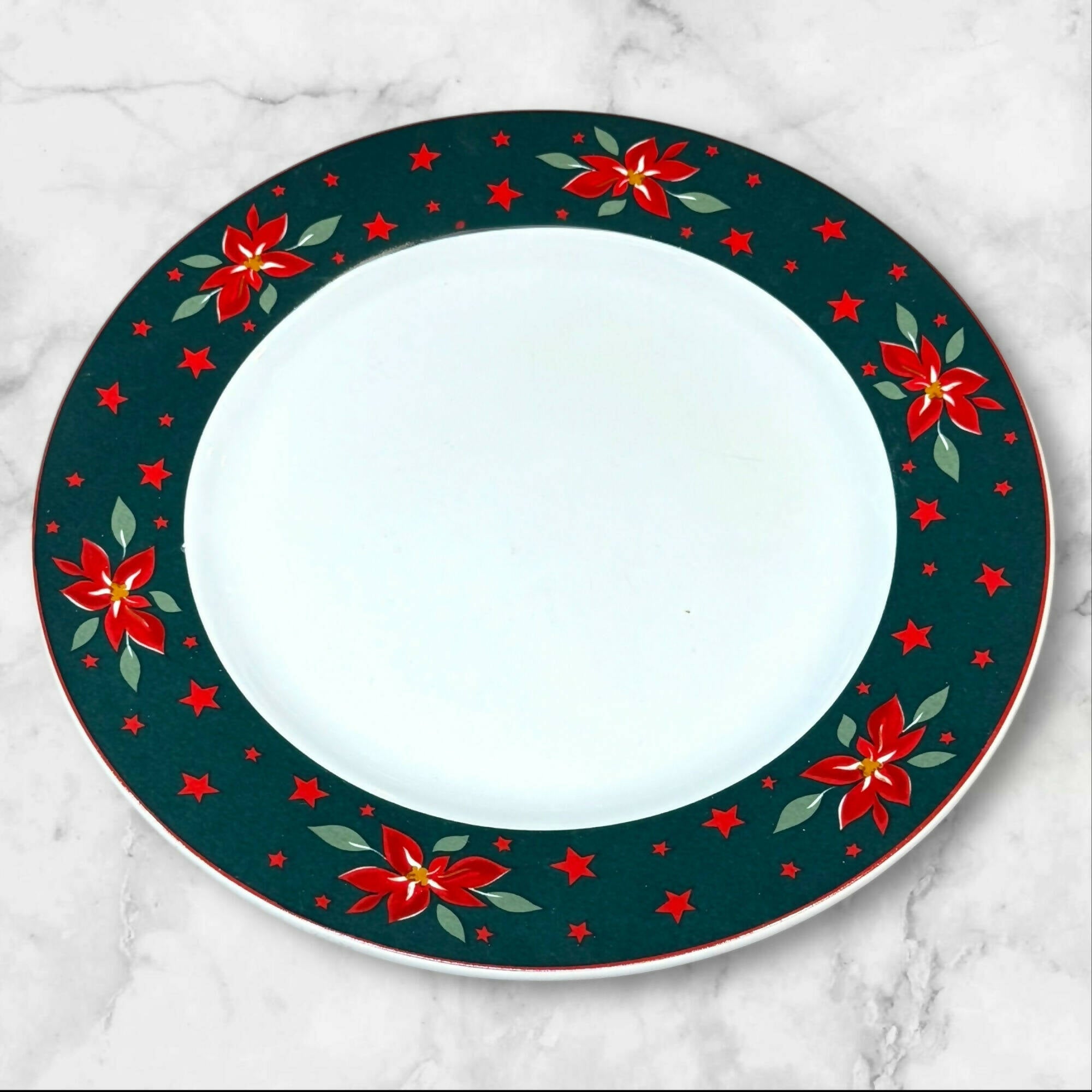 Furio Contemporary Casuals Poinsettia Dinner Plates | Set of 4 | Great Condition