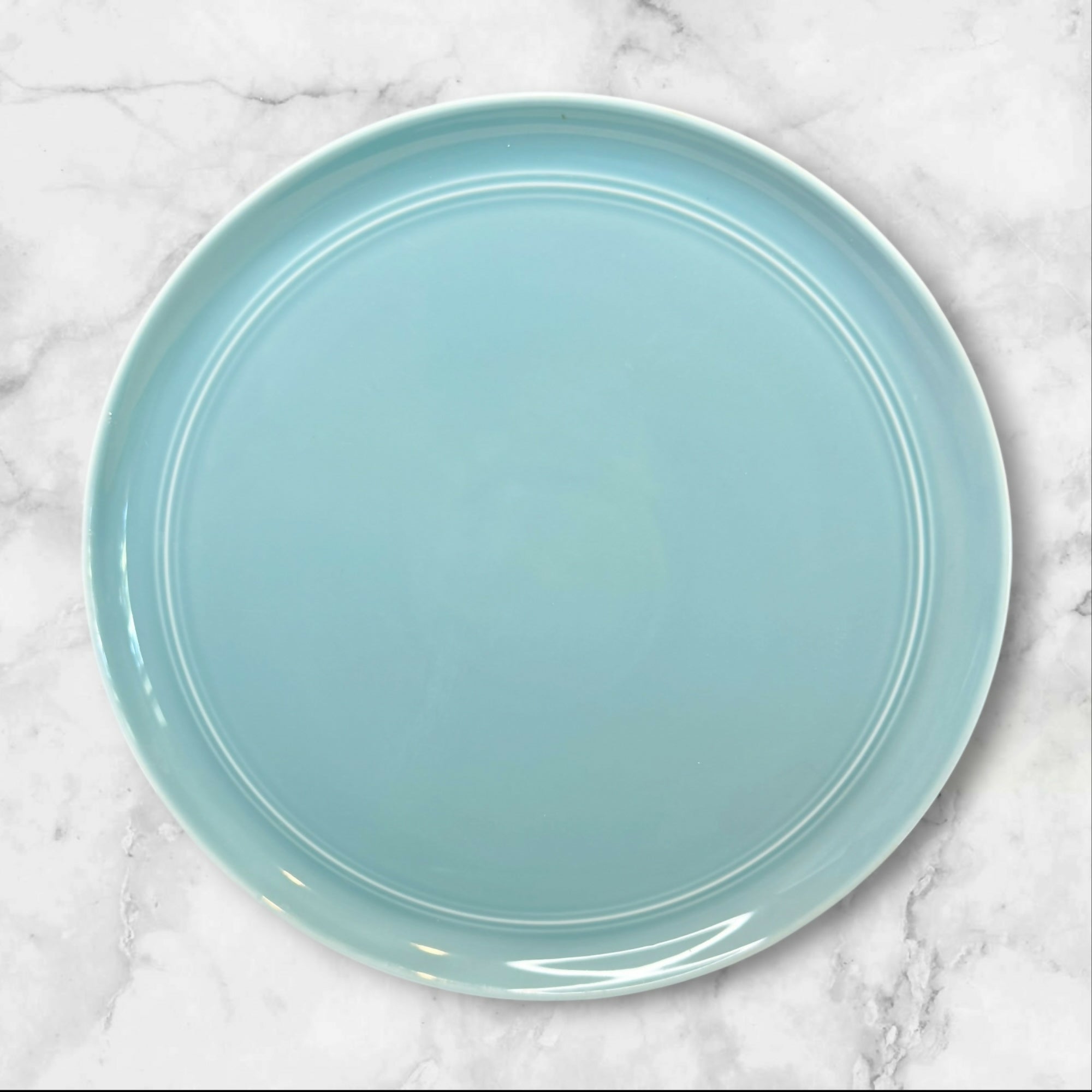 Crate & Barrel Hue Blue Dinner Plates | Set of 4 | Great Condition