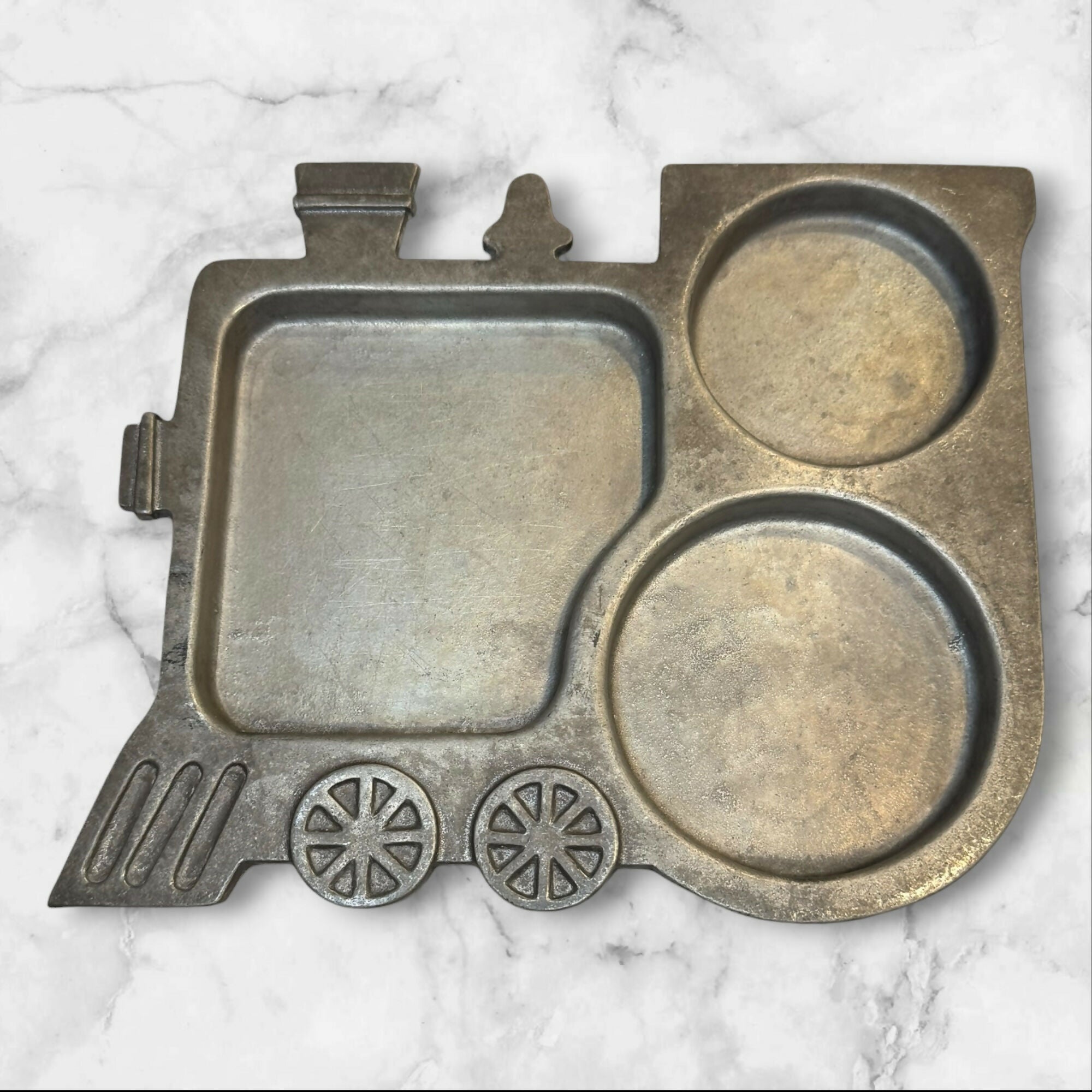 York Metalcrafters Pewter Train Divided Child Plate | Vintage 1975 | Great Condition