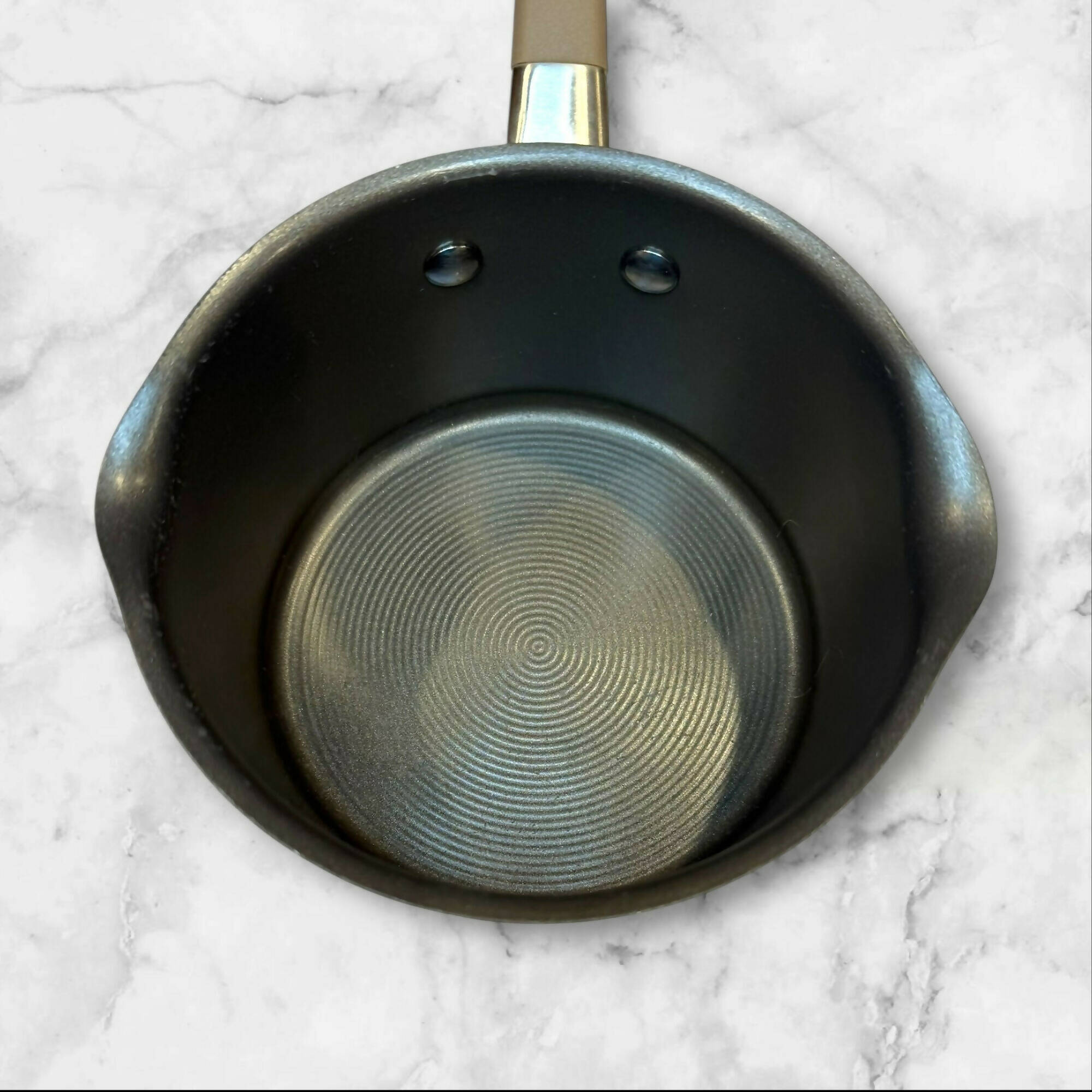 Circulon Premier Professional Saucepan w/ Strainer Lid | 2 Qt | Good Condition