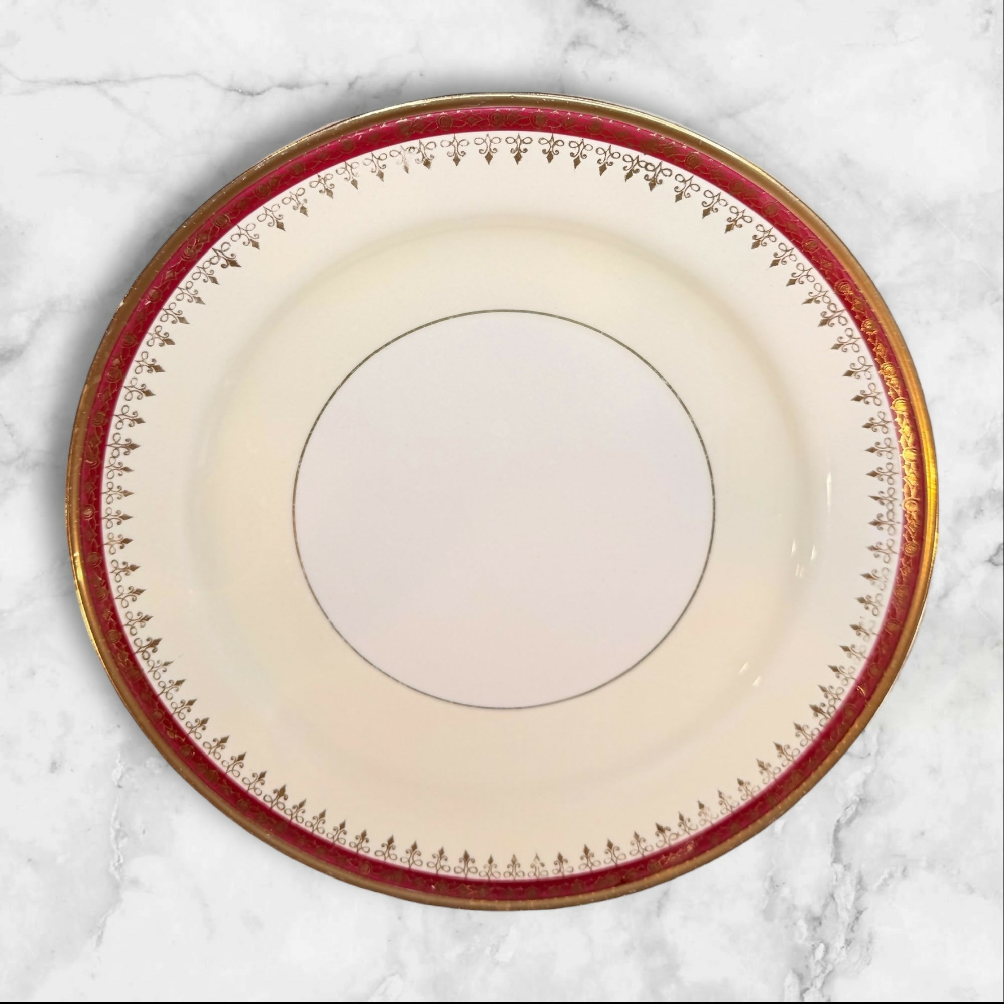 Eggshell Nautilus Red & Gold Rim Dinner Plates | Set of 4 | Good Condition