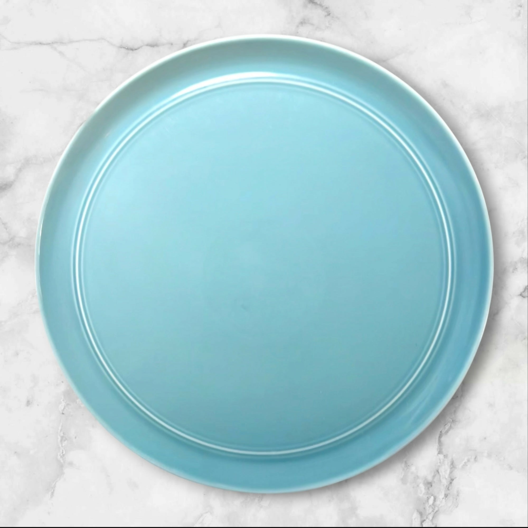 Crate & Barrel Hue Blue Dinner Plates | Set of 4 | Aaron Probyn | Great Condition