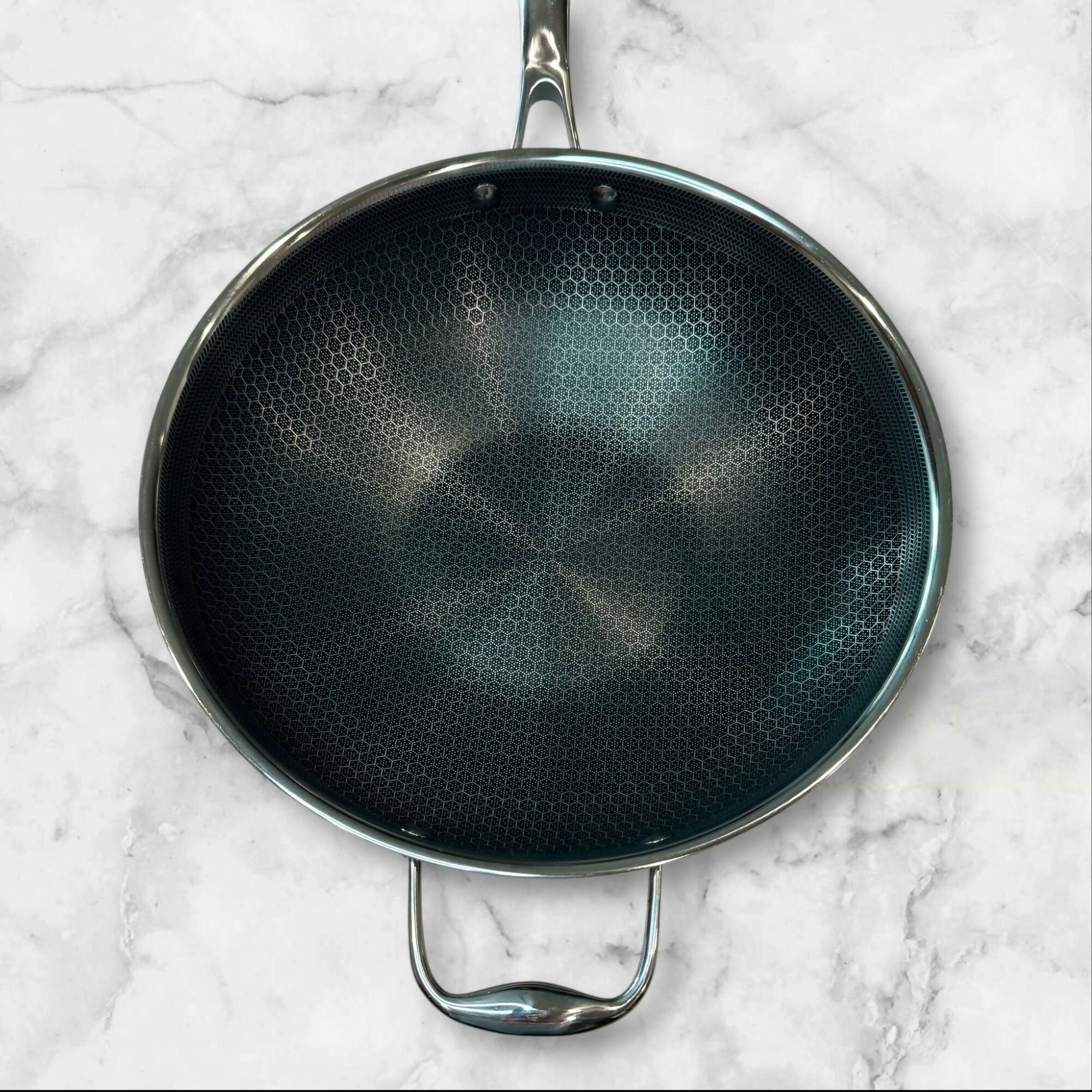 HexClad 12 Inch Hybrid Wok Pan w/ Lid & Bag | Excellent Condition