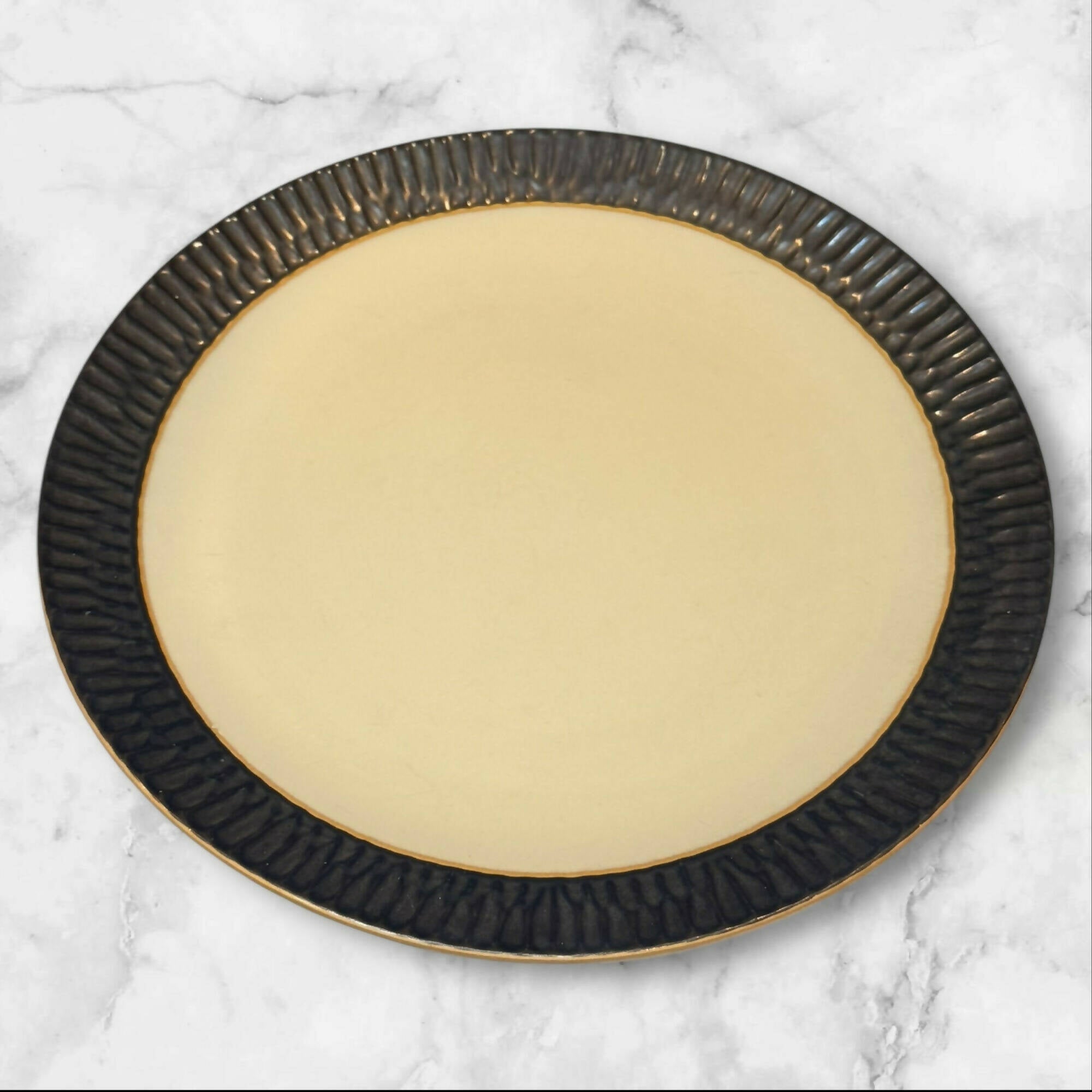 Crate & Barrel Scavo Dinner Plates | Set of 4 | Great Condition | Pre-Owned