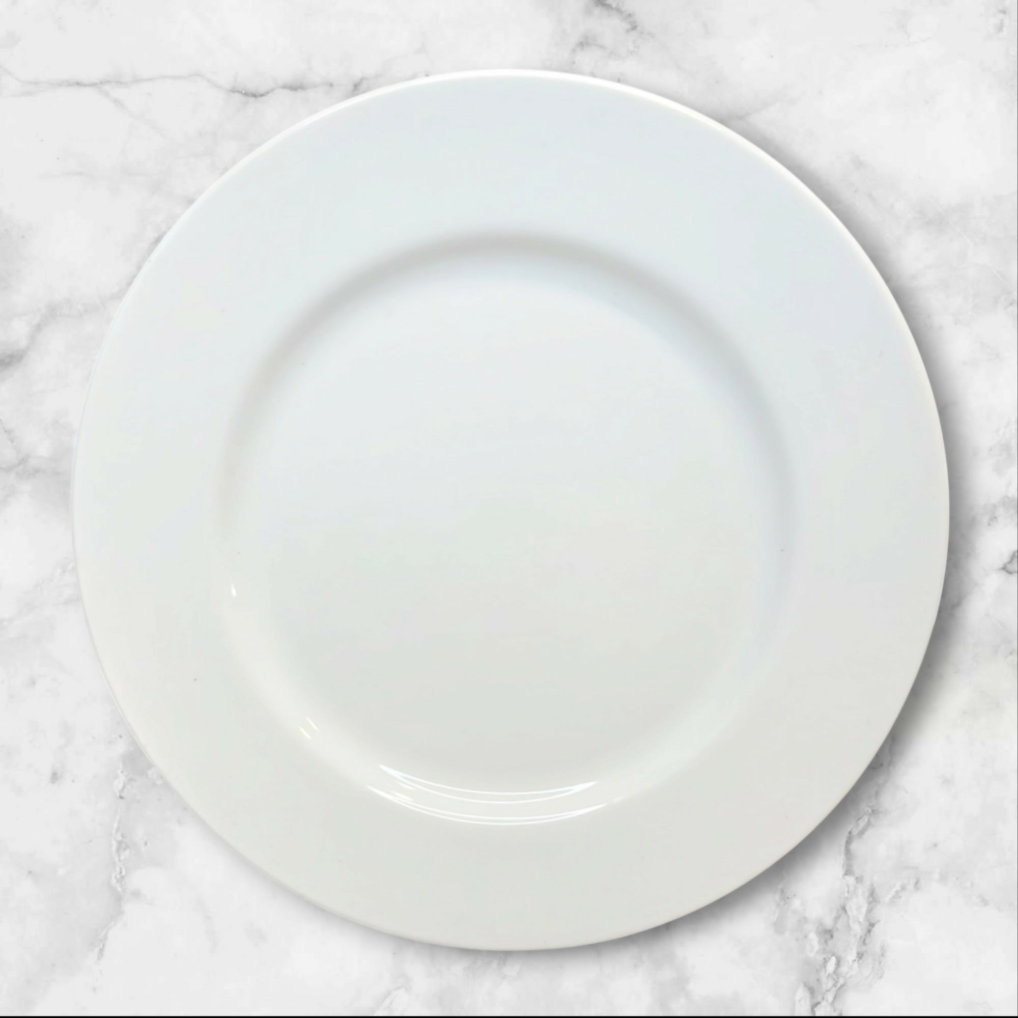 Eddie Bauer Home White Dinner Plates Made in Japan | Set of 7 | Great Condition