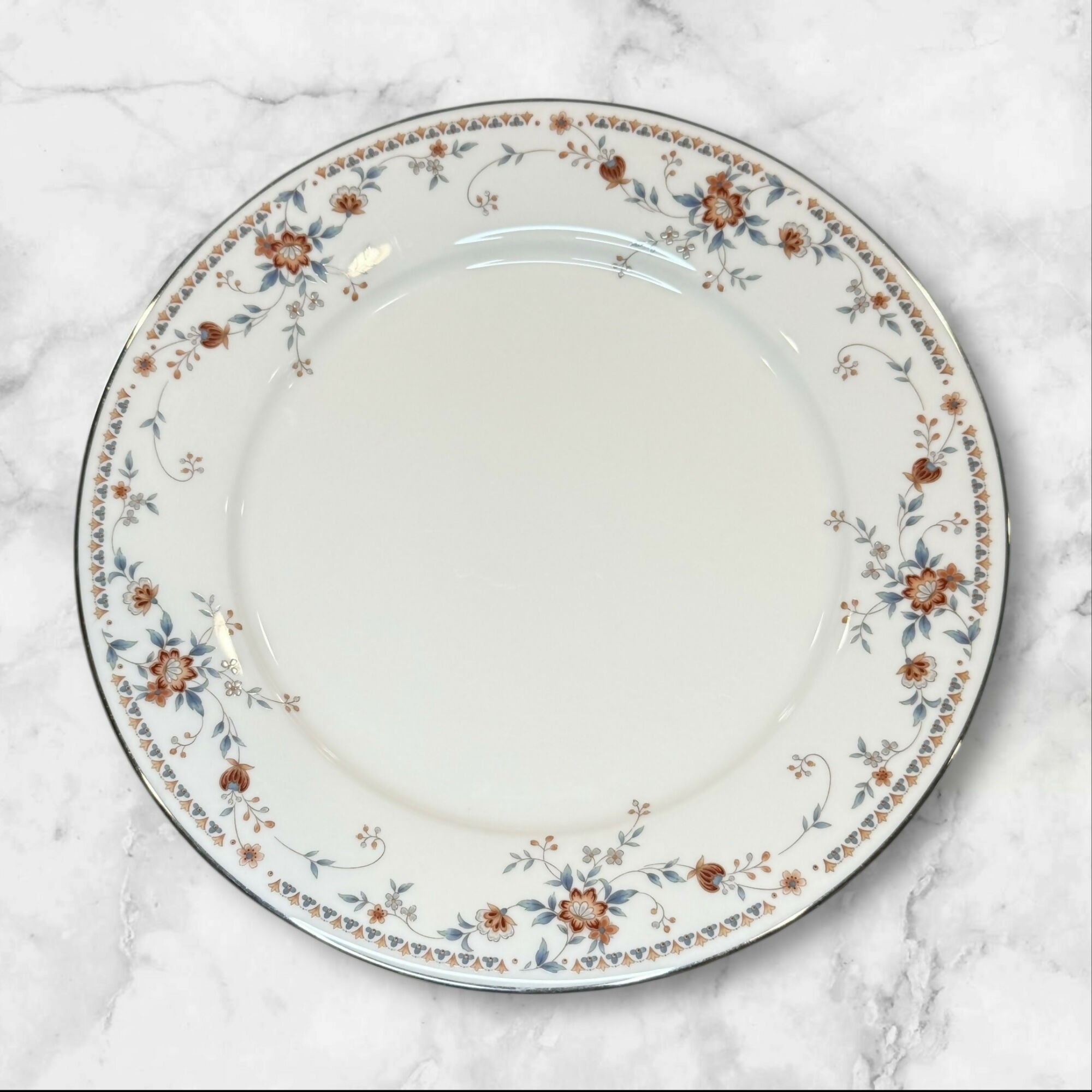 Noritake Adagio Dinner Plates | Set of 4 | Floral Rim | Excellent Condition