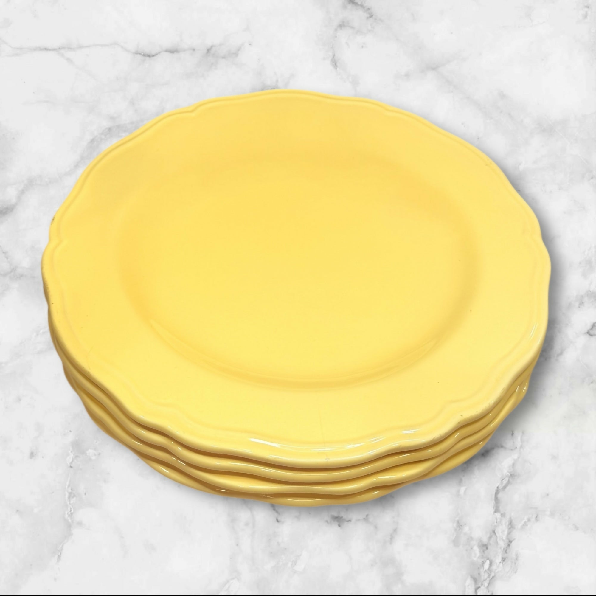 Emily Yellow Dinner Plates | Set of 4 | Scalloped Edge | Great Condition