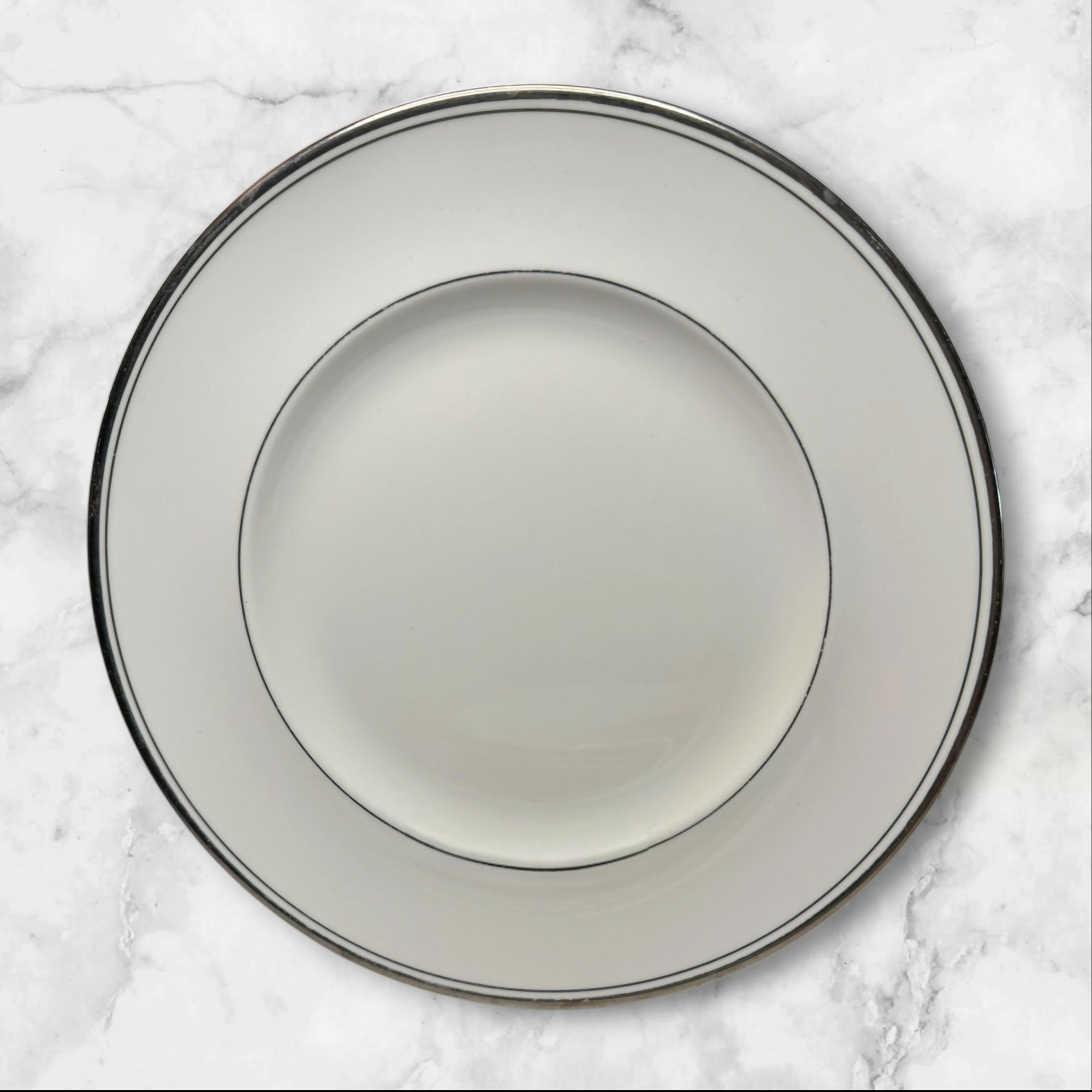 Royal Doulton Oxford New Romance Dinner Plates | Set of 4 | Good Condition