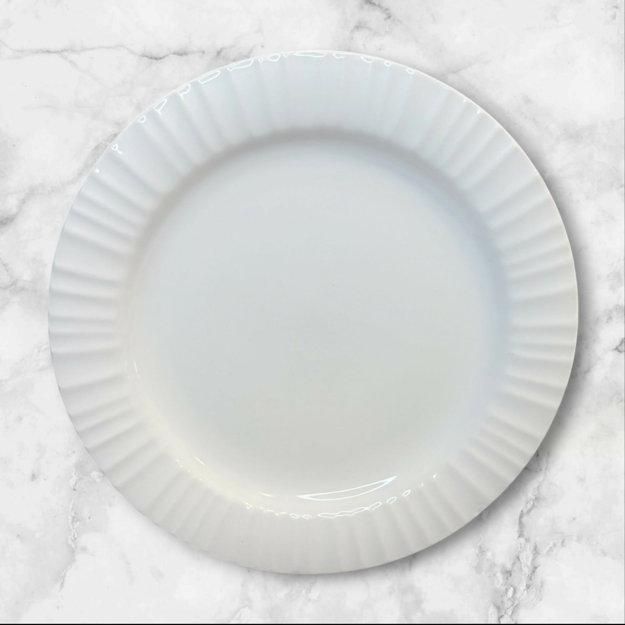 Corelle French White Dinner Plates | Set of 4 | Great Condition