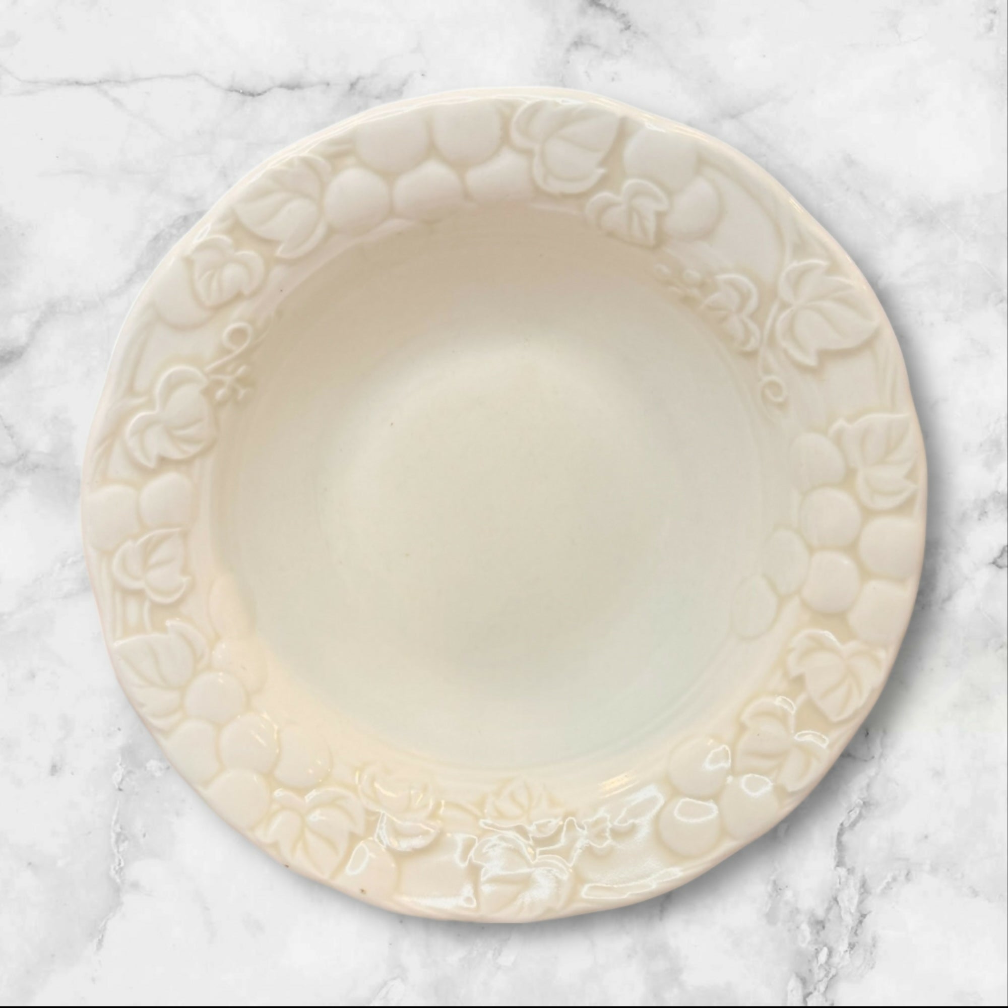 Metlox Poppytrail Antique Grape White Bowls | Set of 4 | Great Condition