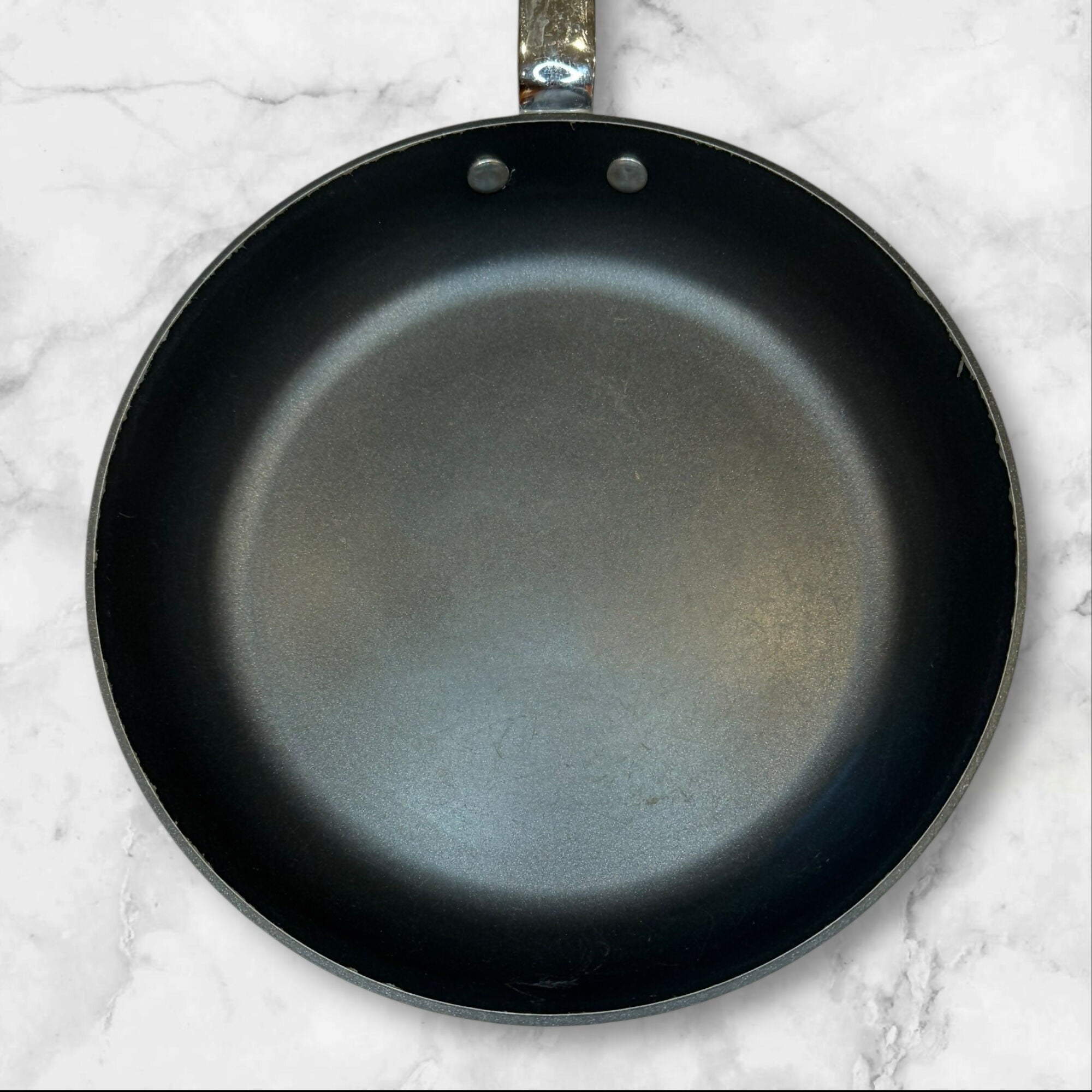 SCANPAN Williams Sonoma TechnIQ 4.25 Qt Sauté Pan with Lid | Denmark