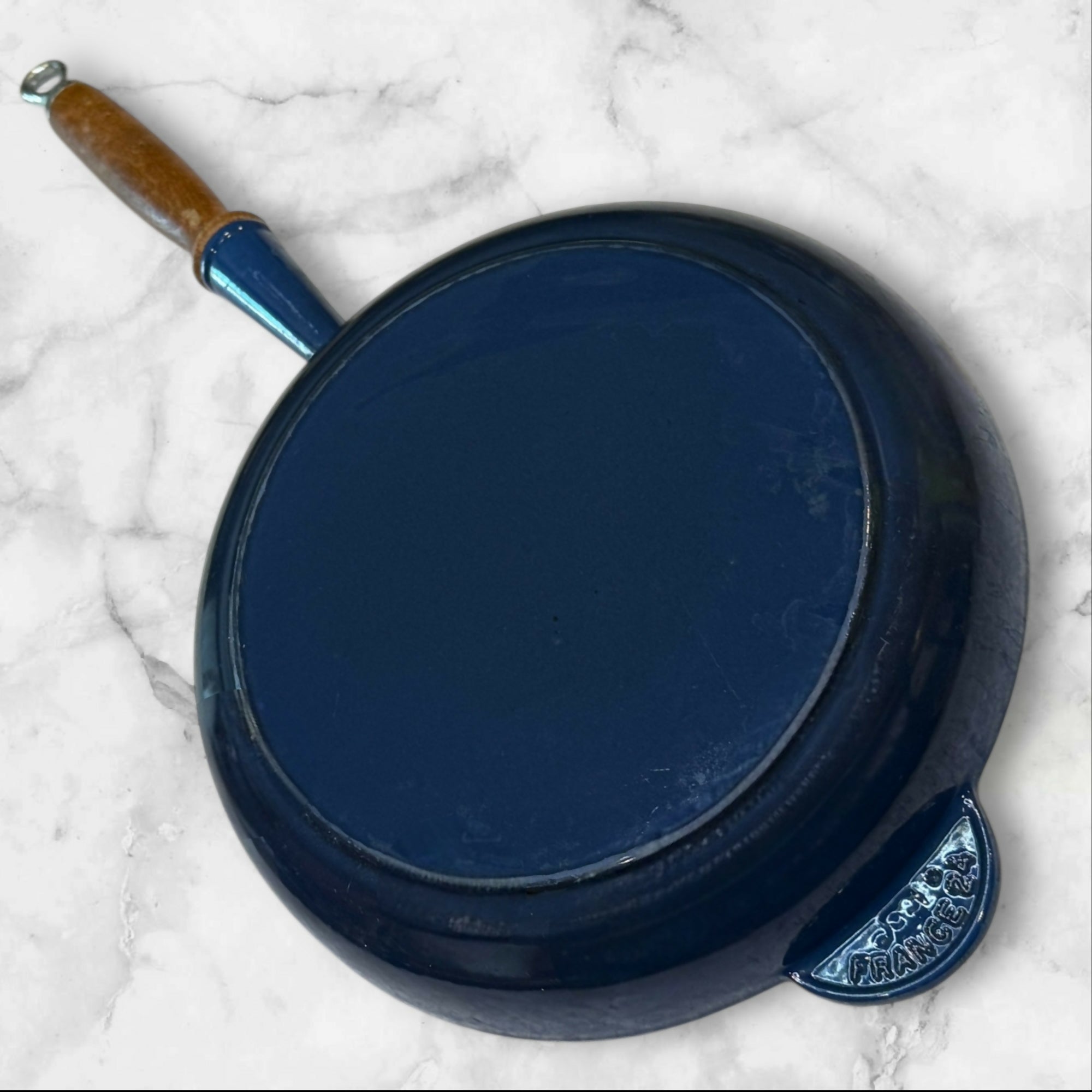 Le Creuset Lapis Blue Heritage Cast Iron Skillet | 9.5 Inch | Excellent Condition