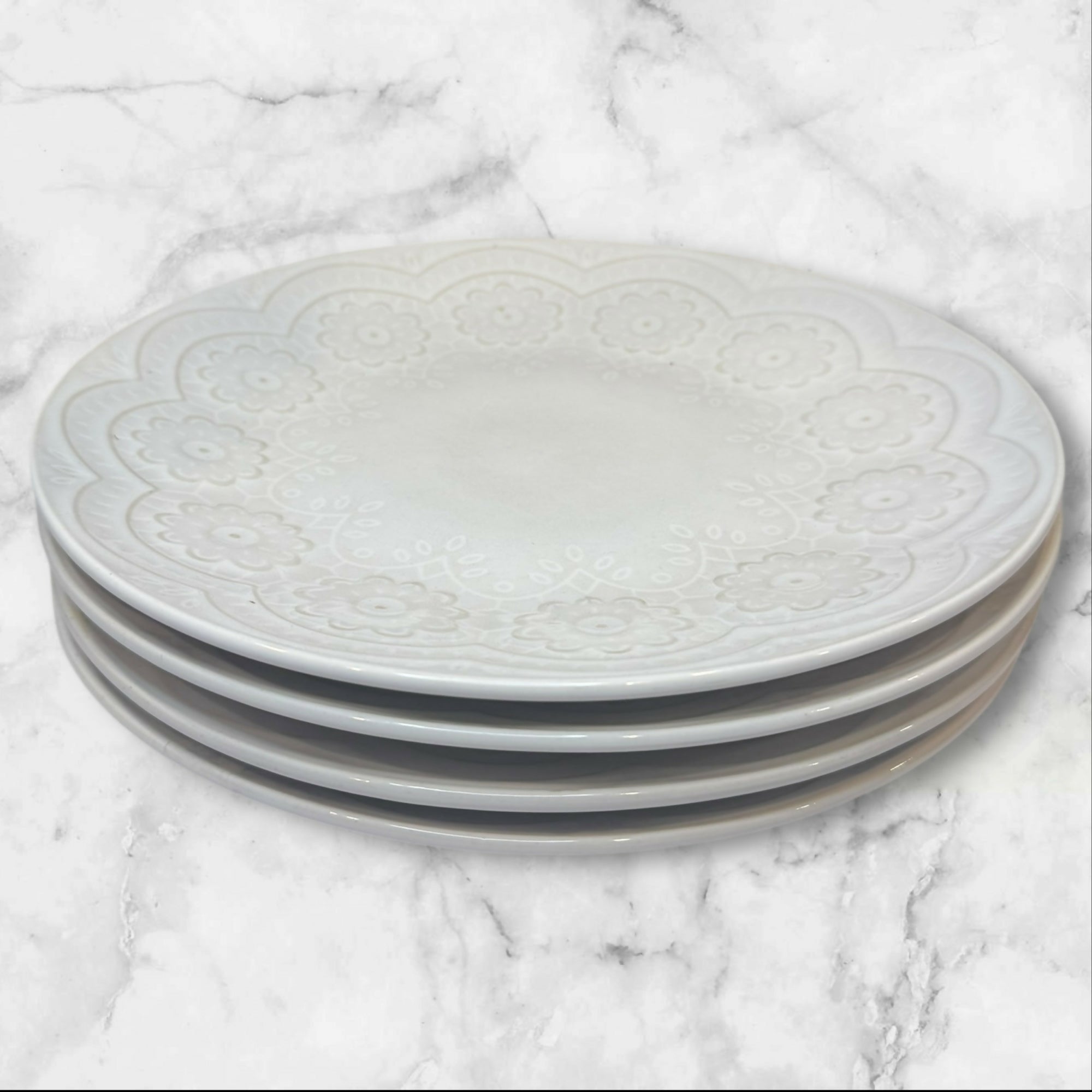 Gibson Elite Embossed White Dinner Plates | Set of 4 | Good Condition