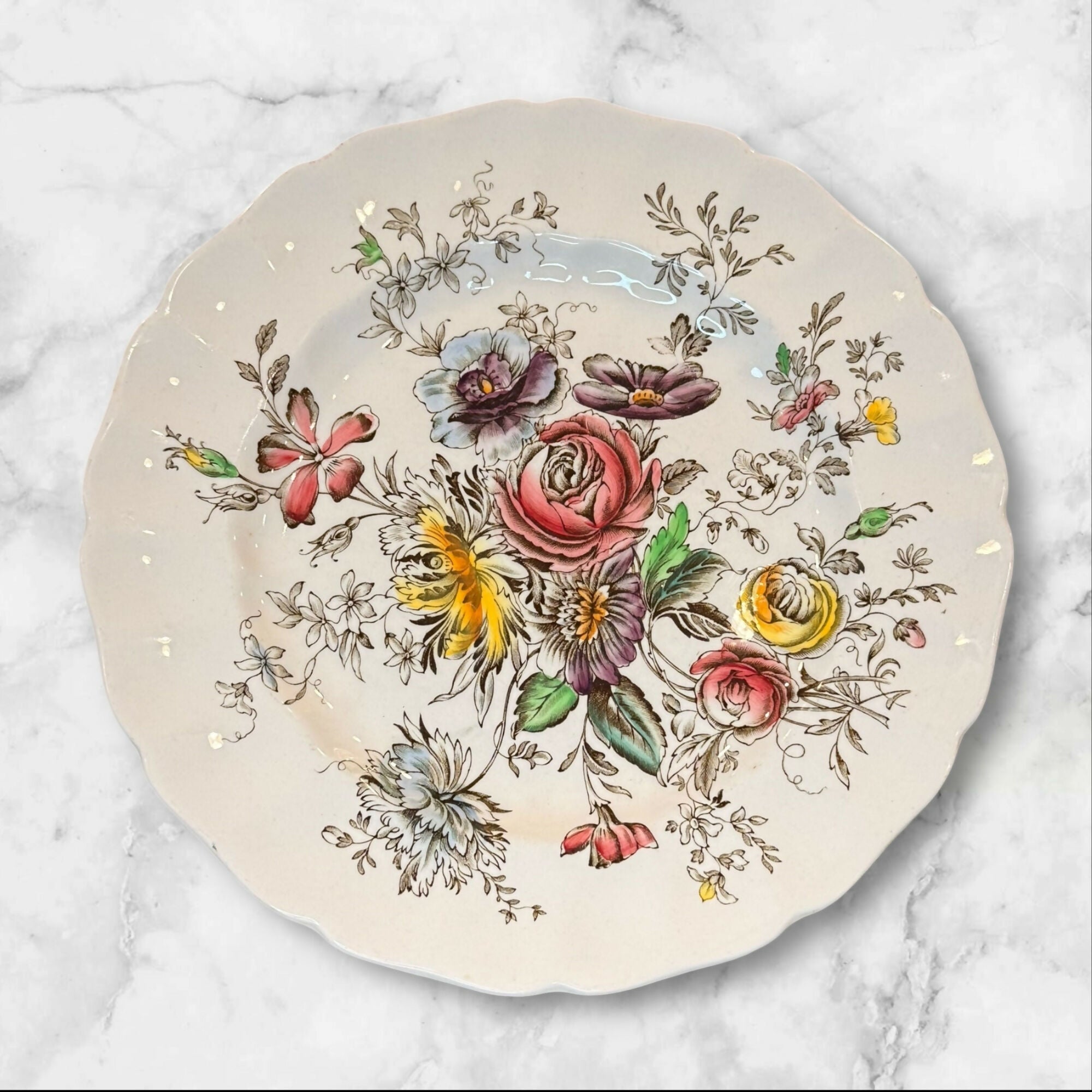 Johnson Brothers Sheraton Floral Center Dinner Plates | Set of 4 | Excellent