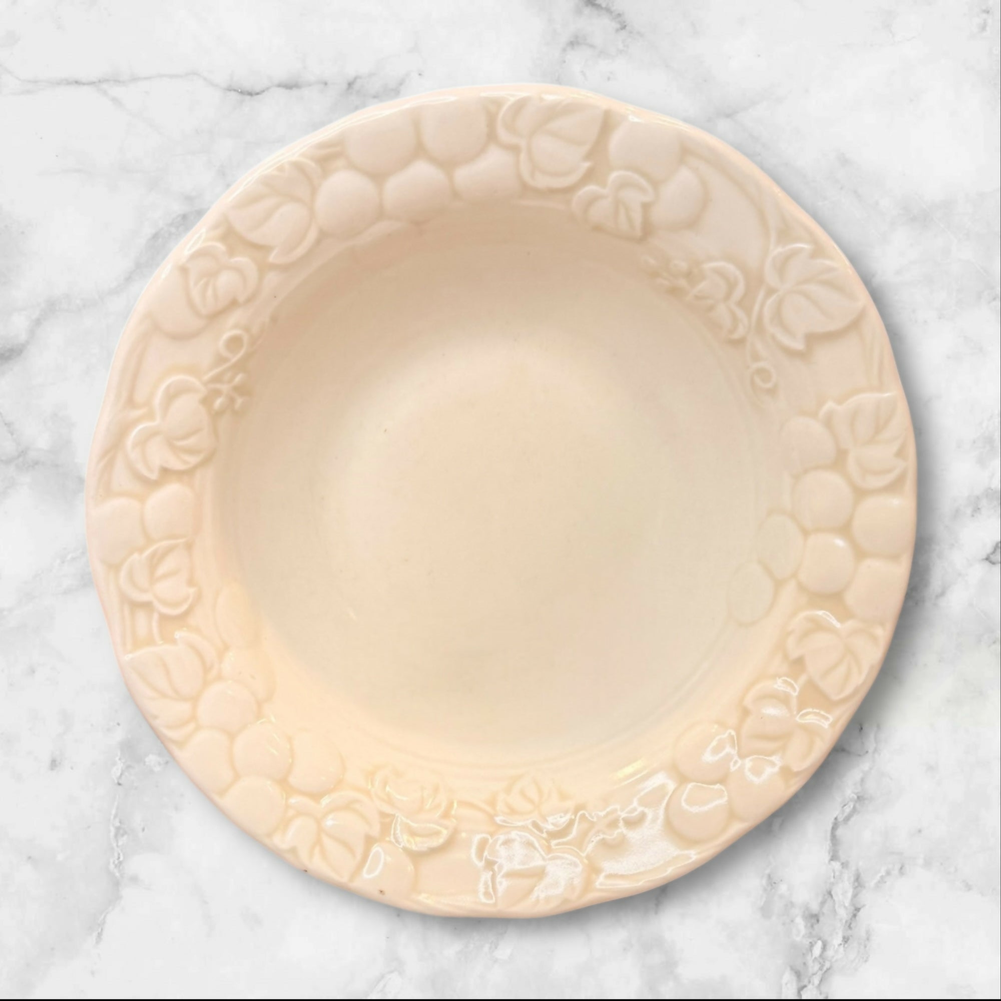 Metlox Poppytrail Antique Grape White Bowls | Set of 4 | Great Condition