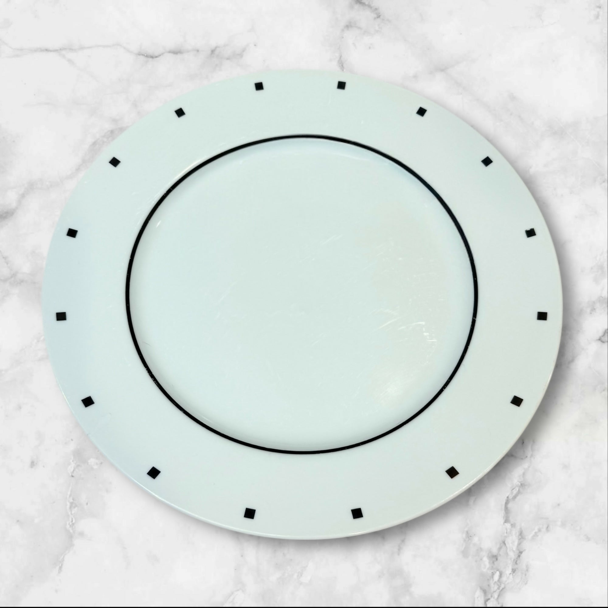 Sasaki Metropolis Black Dinner Plates | Set of 4 | Good Condition