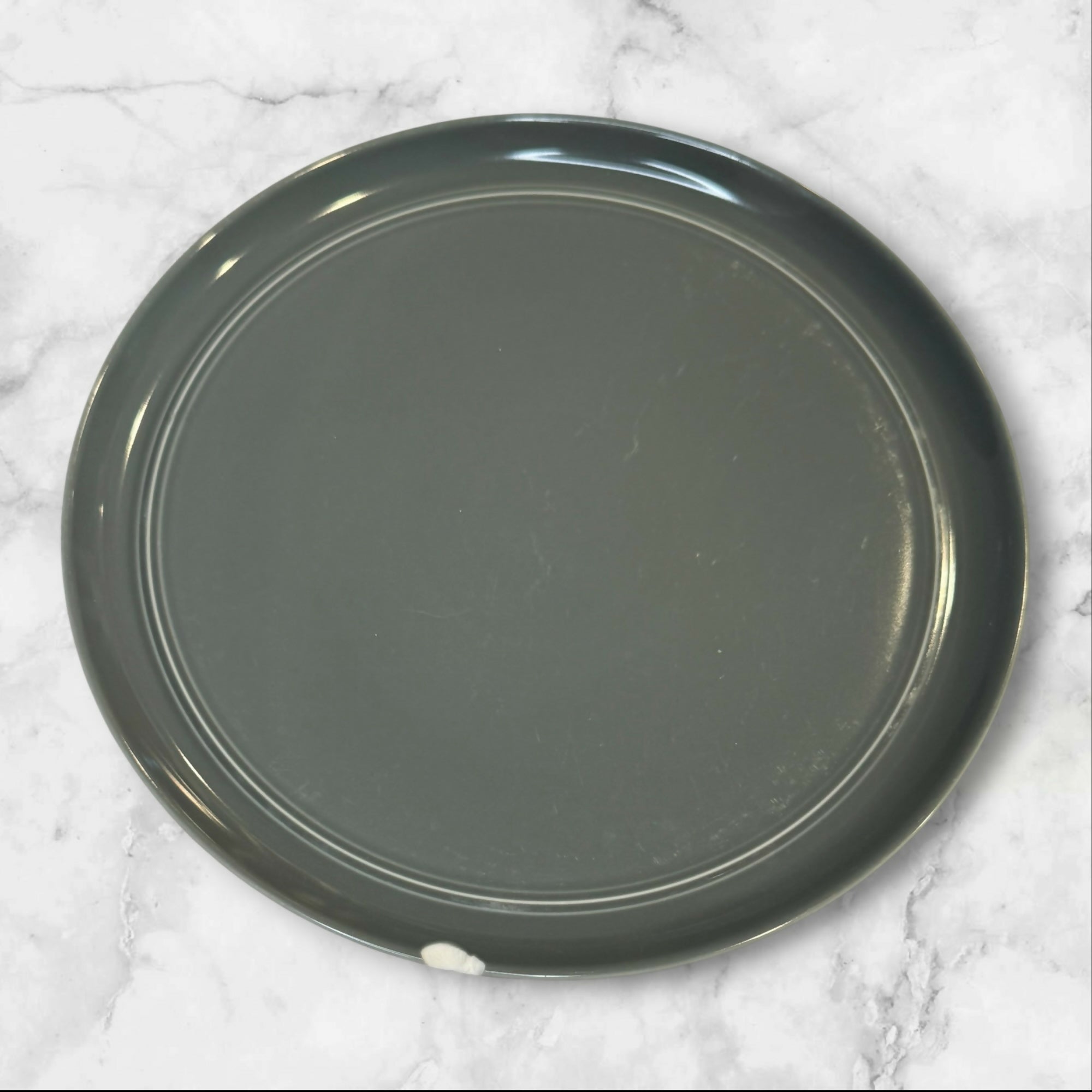 Crate & Barrel Hue Dark Gray Dinner Plates | Set of 4 | Gently Used