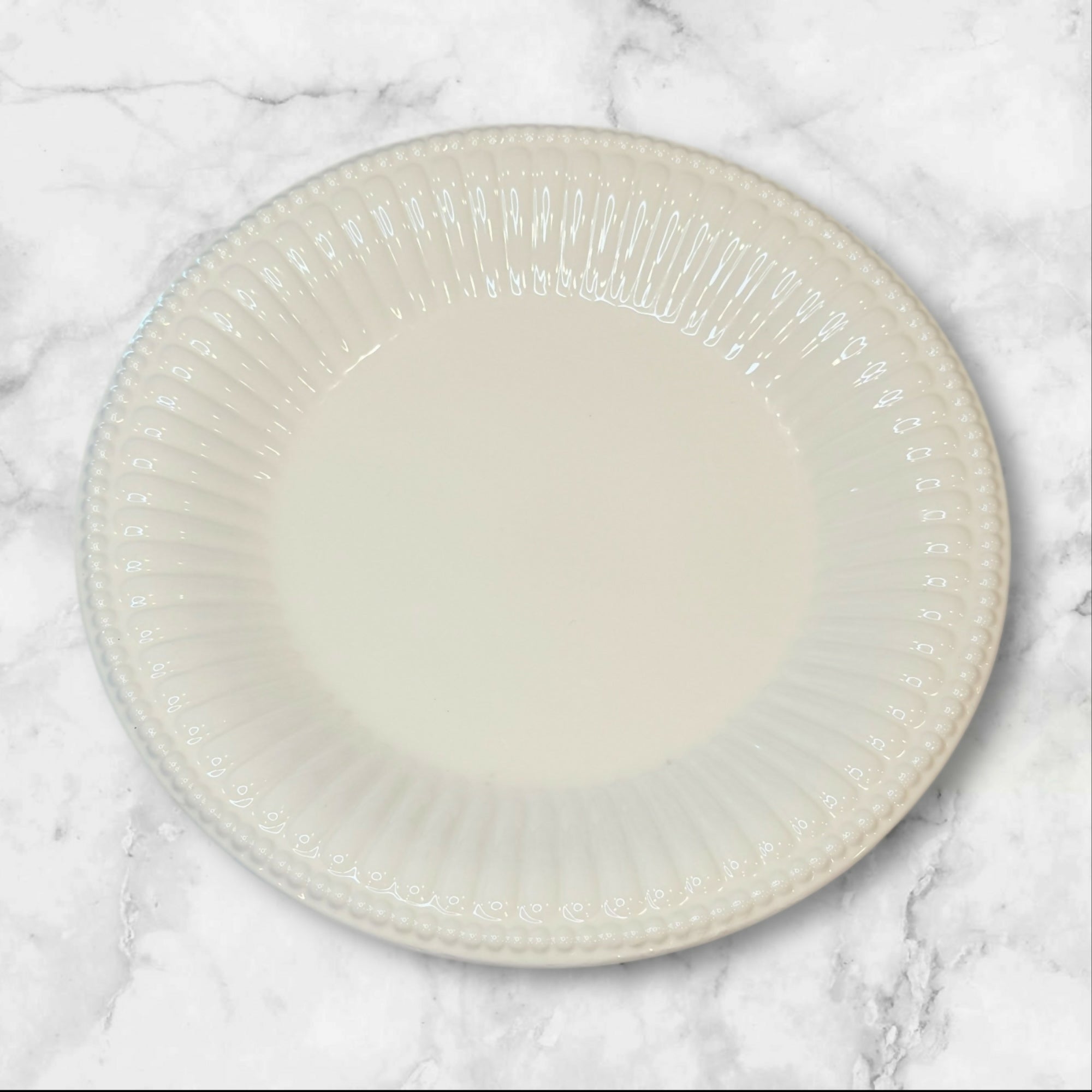 World Market Isabella White Dinner Plates | Set of 6 | Excellent Condition