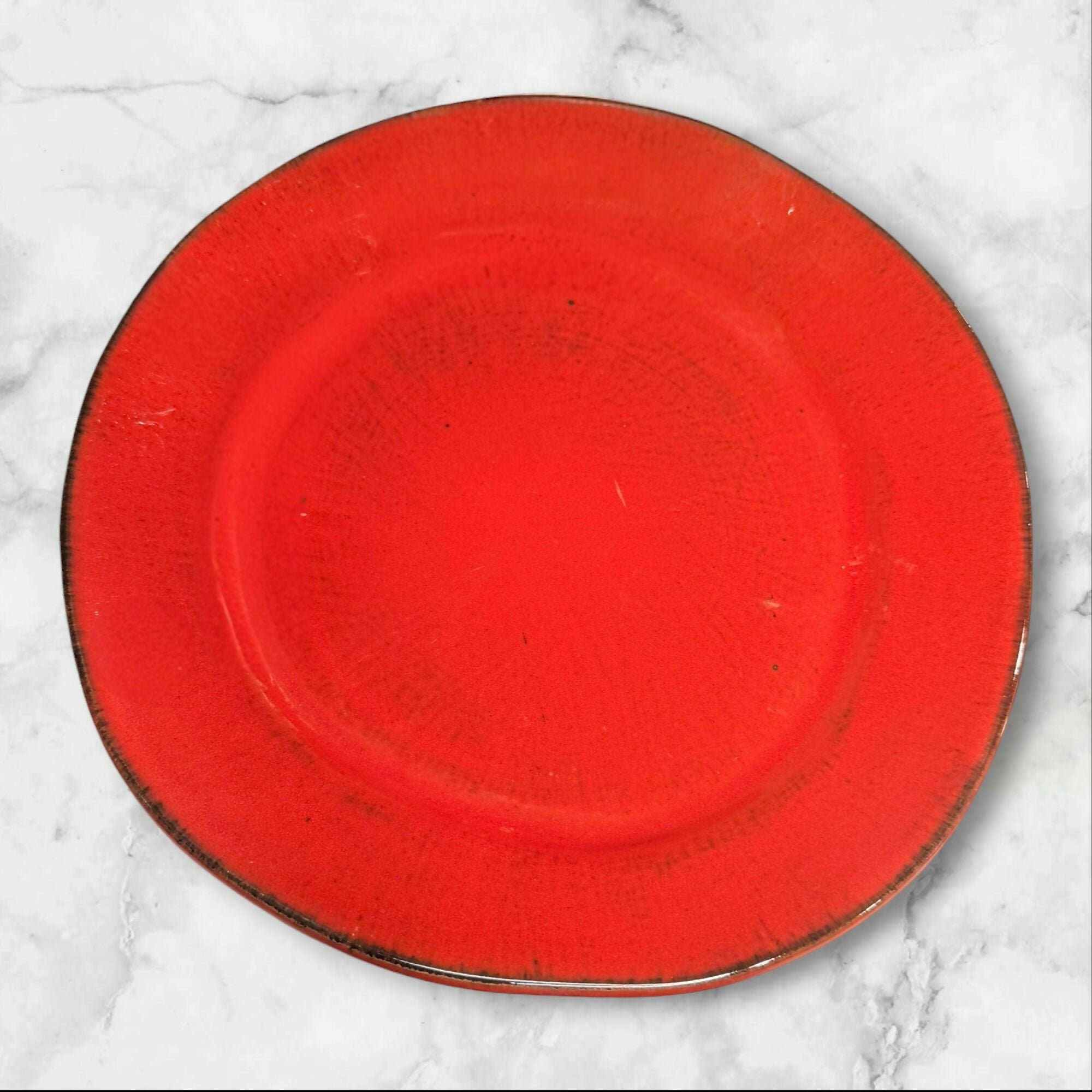 Crate & Barrel Rustic Red Freeform Salad Plates Set of 4 | Excellent Condition