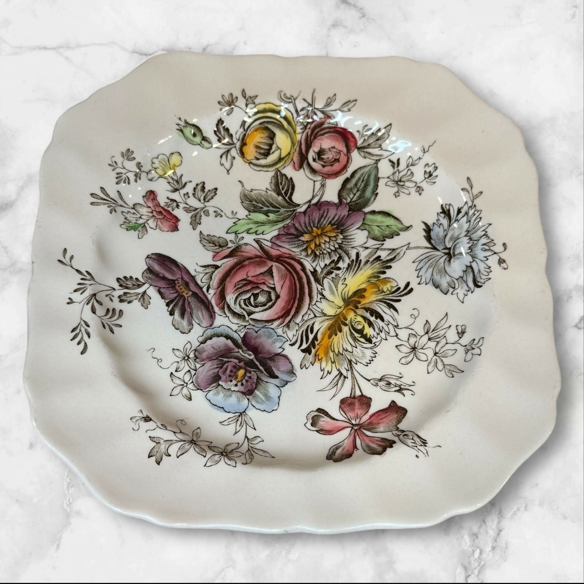 Johnson Brothers Sheraton Floral Center Salad Plates | Set of 4 | Good Condition