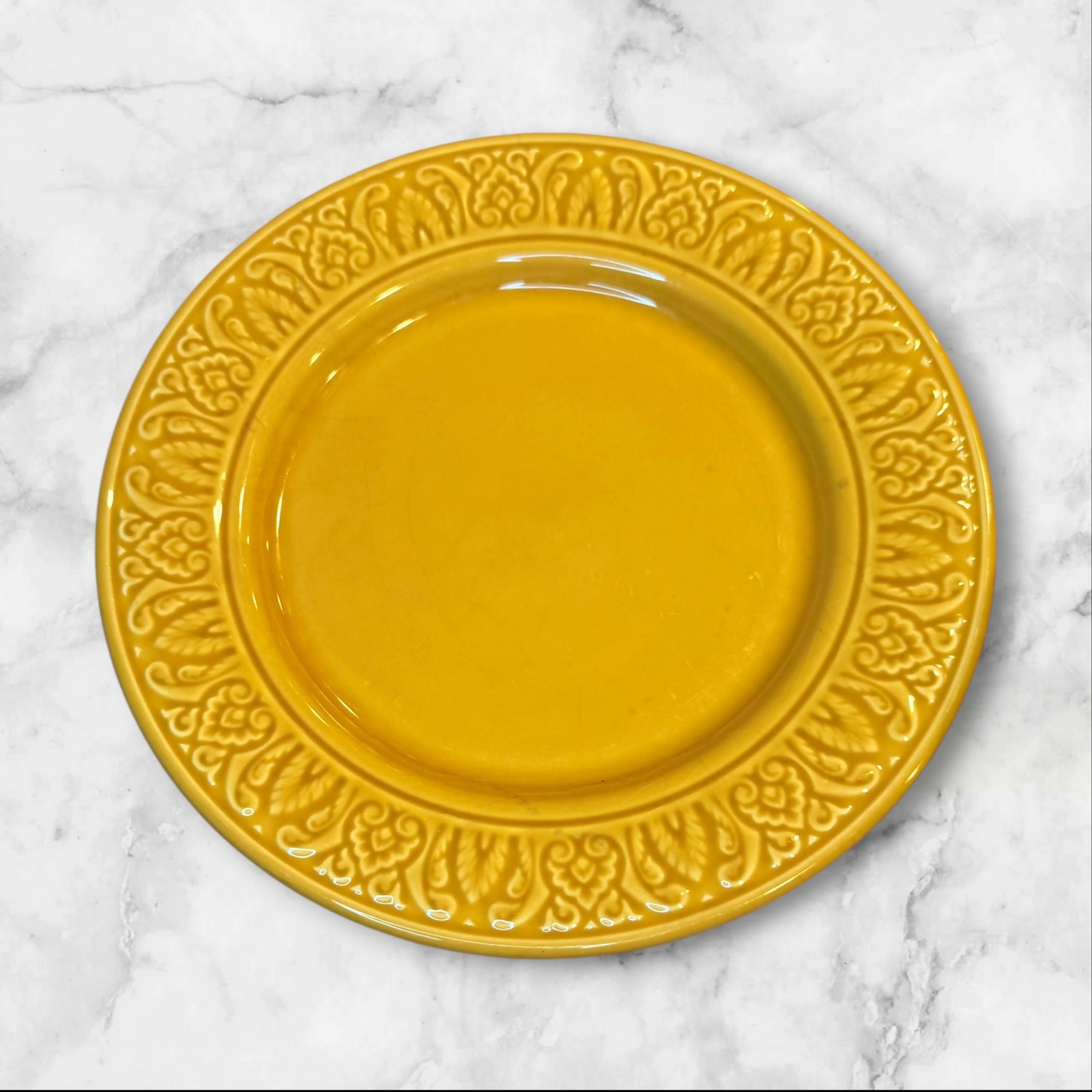 World Market Embossed Yellow Dinner Plates Set of 4 | Good Condition