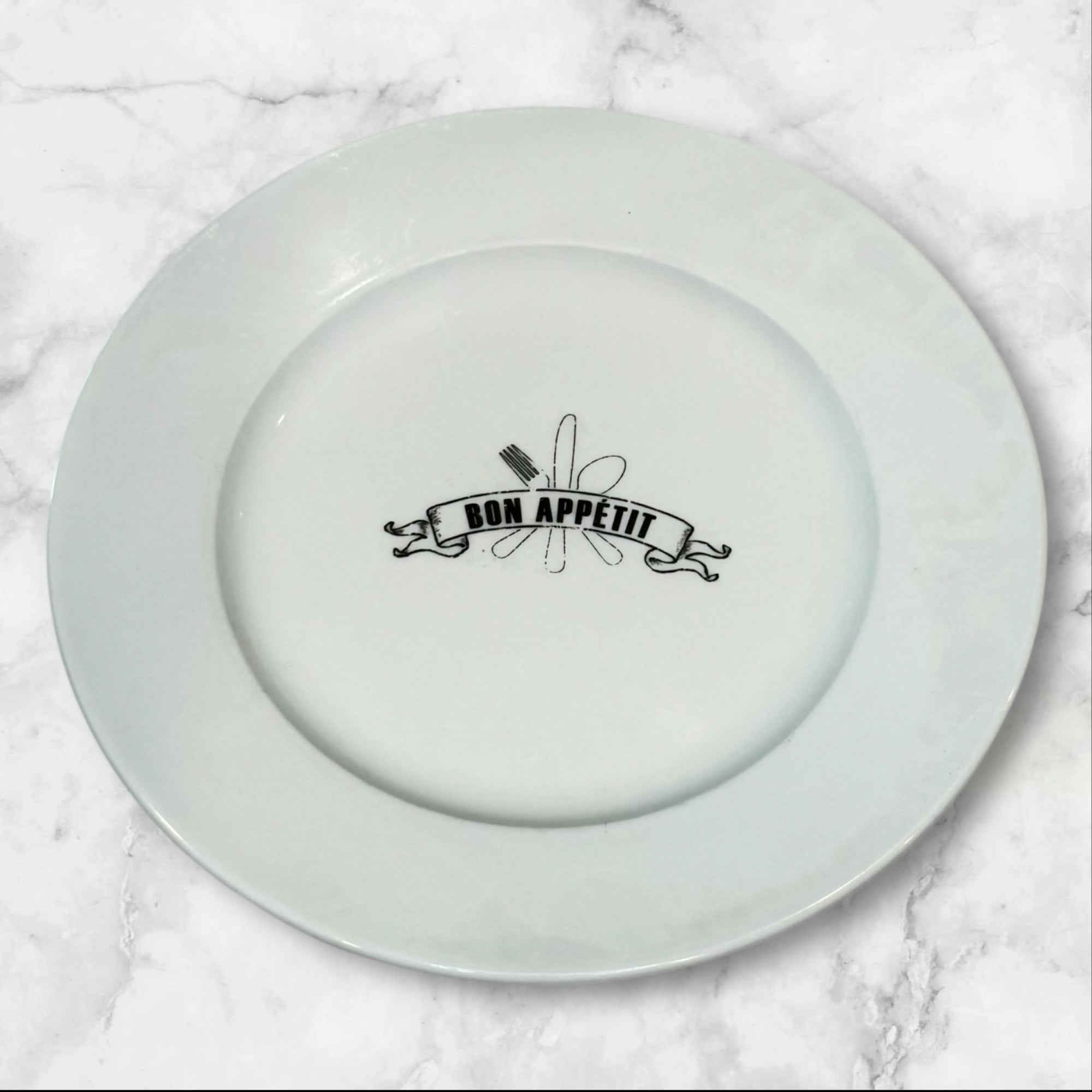 Crate & Barrel Bon Appétit Salad Plates | Set of 4 | Good Condition