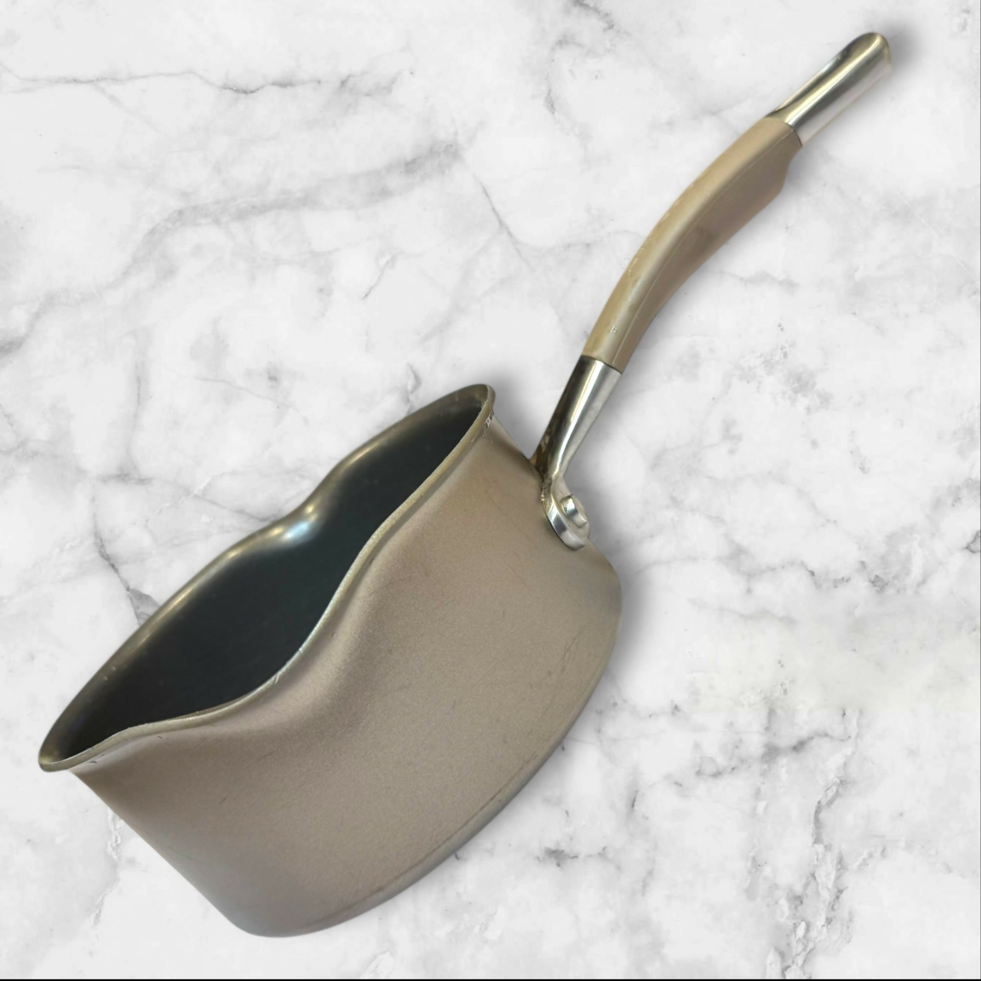 Circulon Premier Professional Saucepan w/ Lid | 1 Qt | Good Used Condition