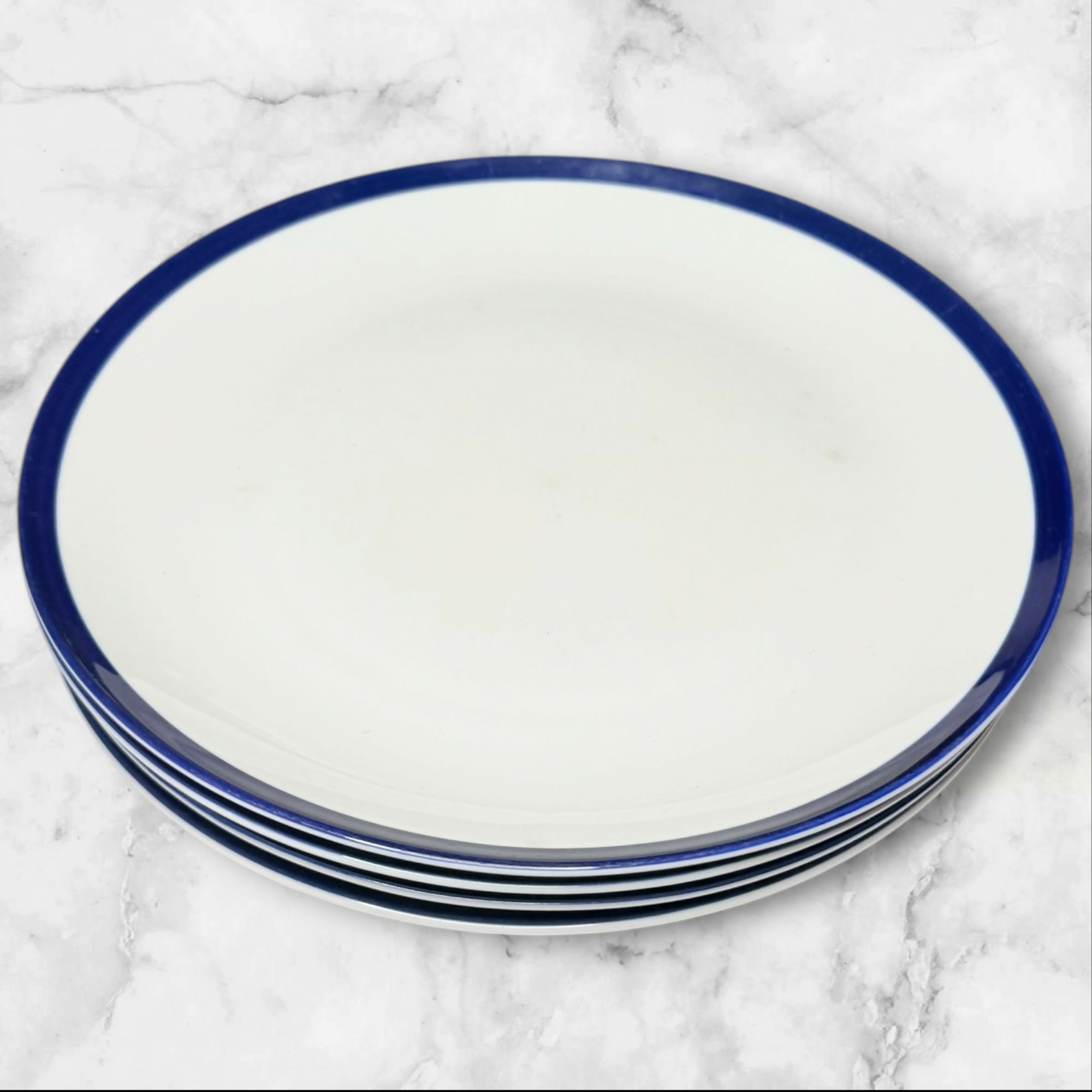 Crate & Barrel Belmont Dinner Plates Set of 4 White Blue Rim Gently Used
