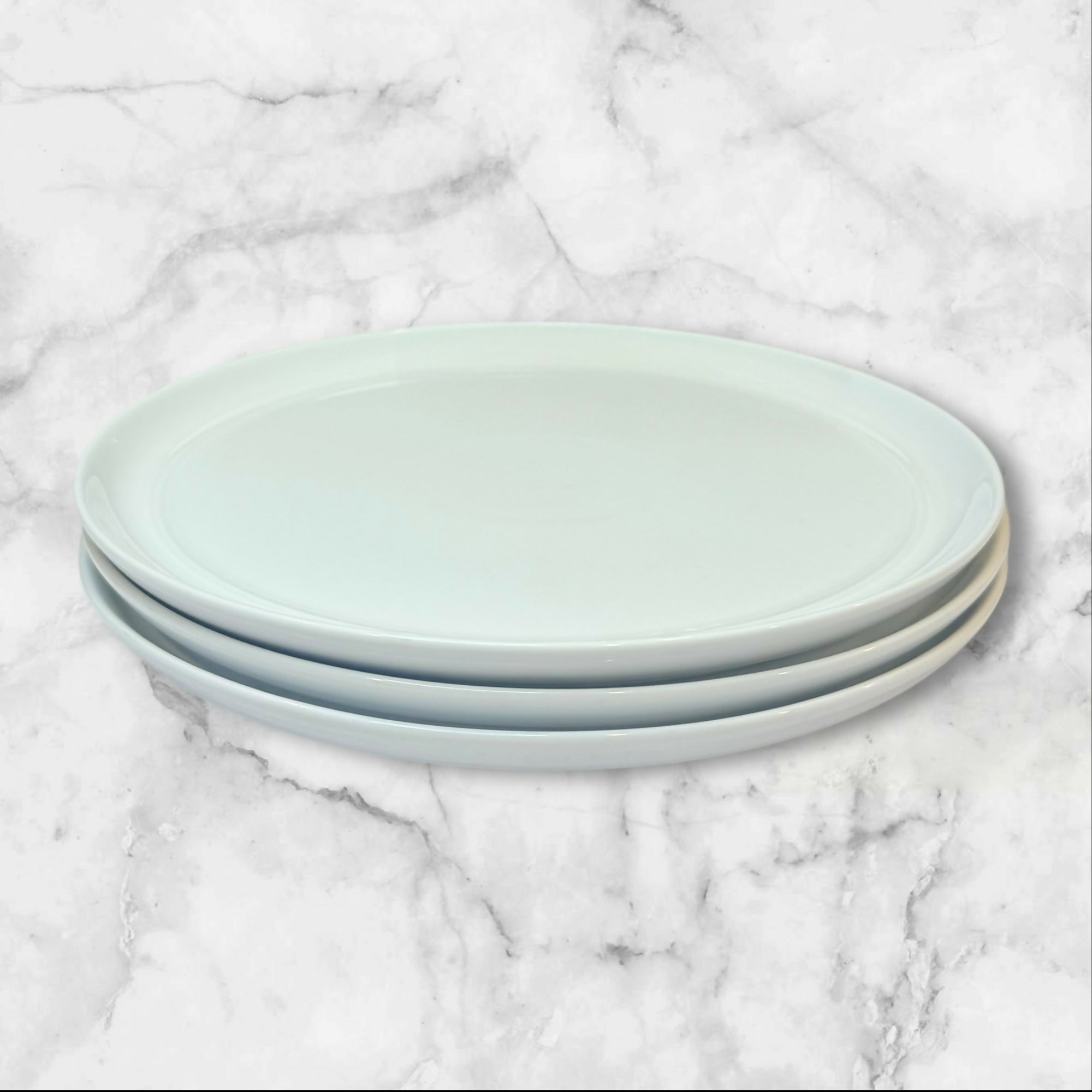 Crate & Barrel Hue Dinner Plates Grey & White | Set of 7 | Great Condition X