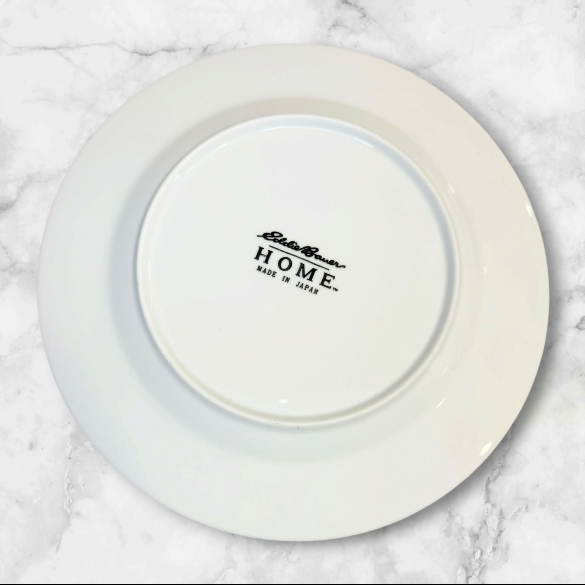 Eddie Bauer Home White Dinner Plates Made in Japan | Set of 7 | Great Condition