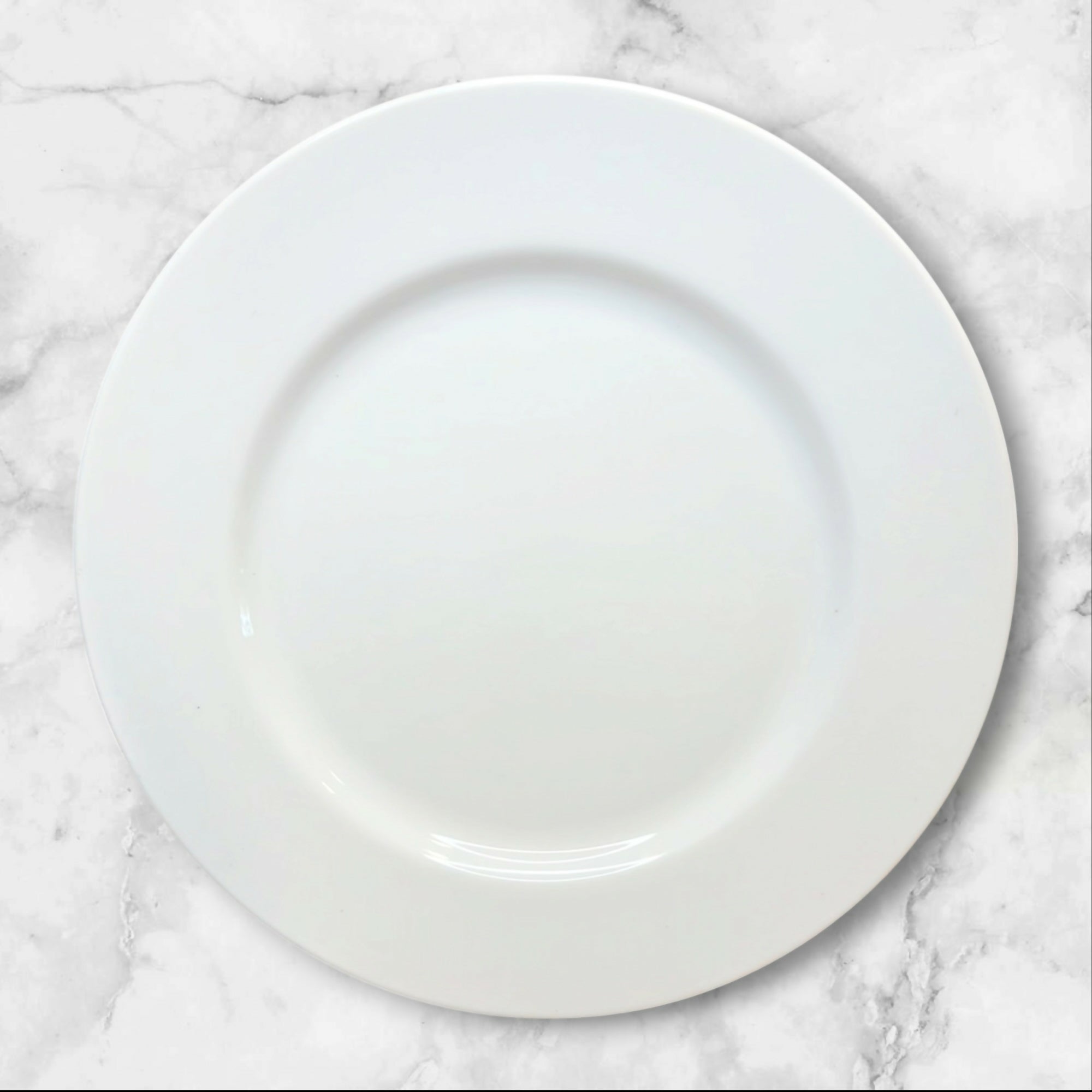 Eddie Bauer Home White Dinner Plates Made in Japan | Set of 7 | Great Condition