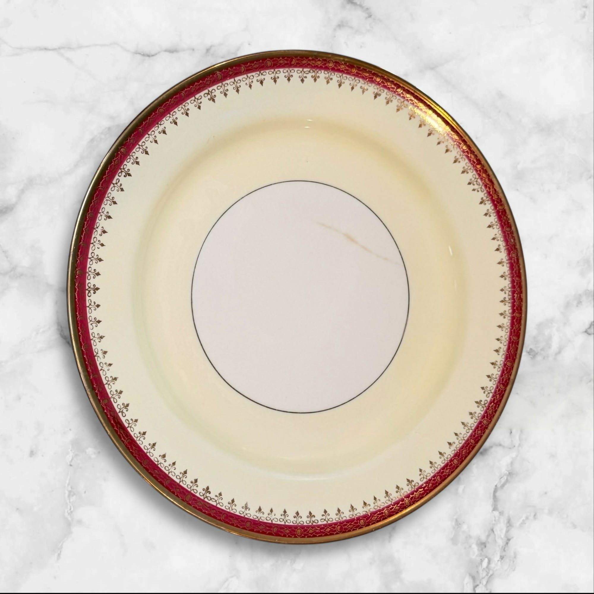 Eggshell Nautilus Red & Gold Rim Dinner Plates | Set of 4 | Good Condition
