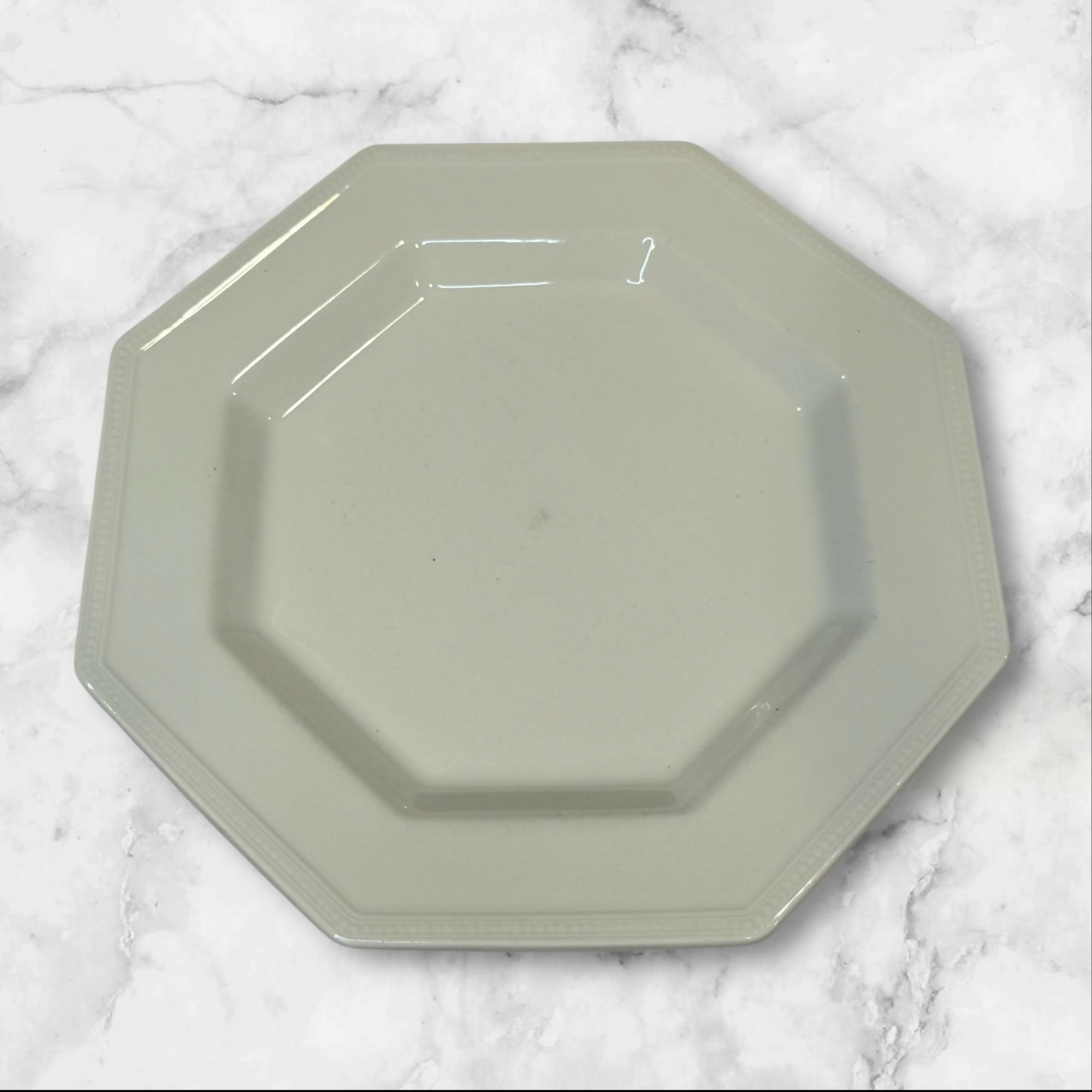 Johnson Brothers Heritage White Plates England | Set of 8 | Good Condition